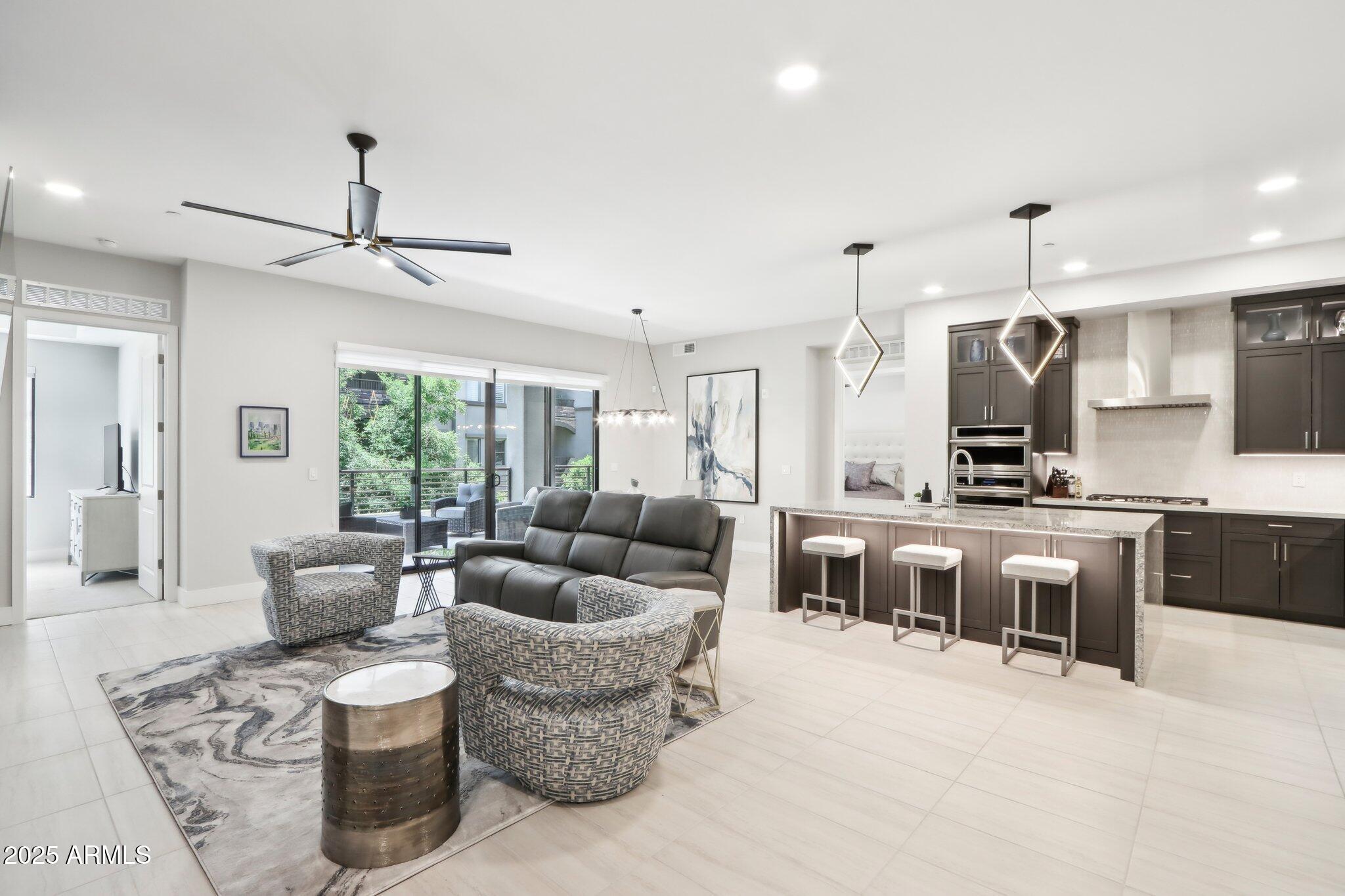 5250 E DEER VALLEY Drive, 247