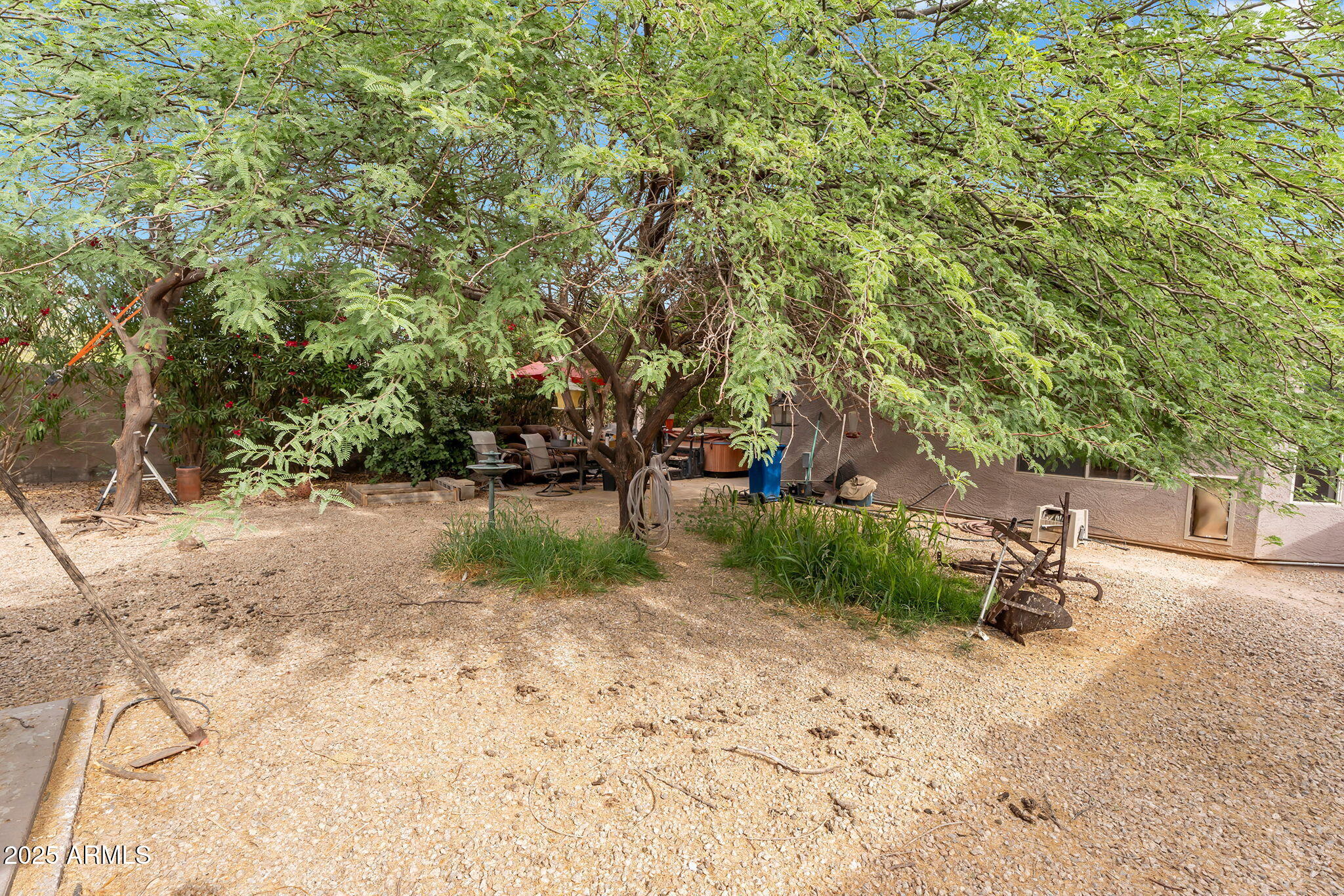 154 W HAYDEN PARK Road