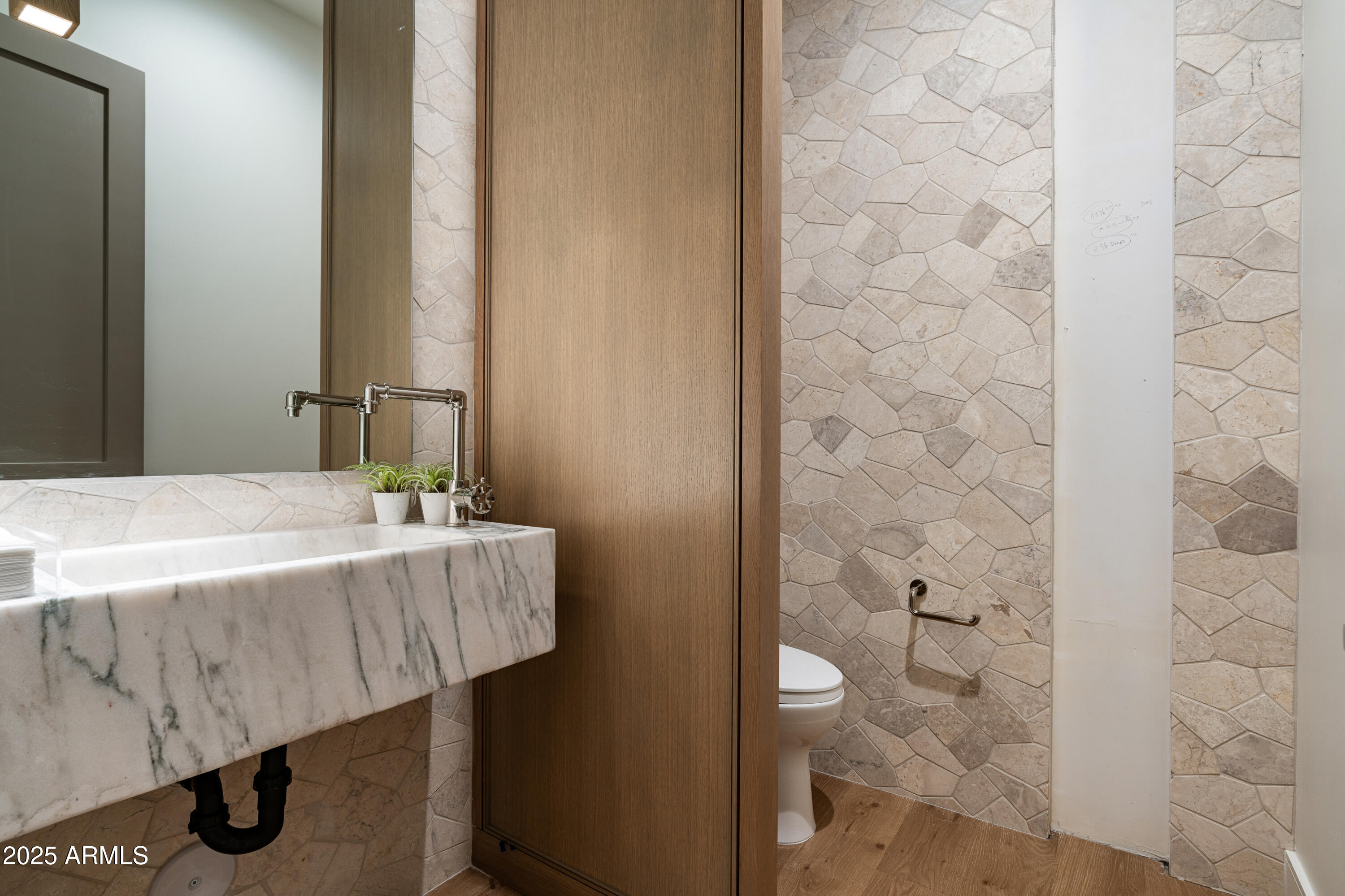 6302 E CALLE DEL NORTE