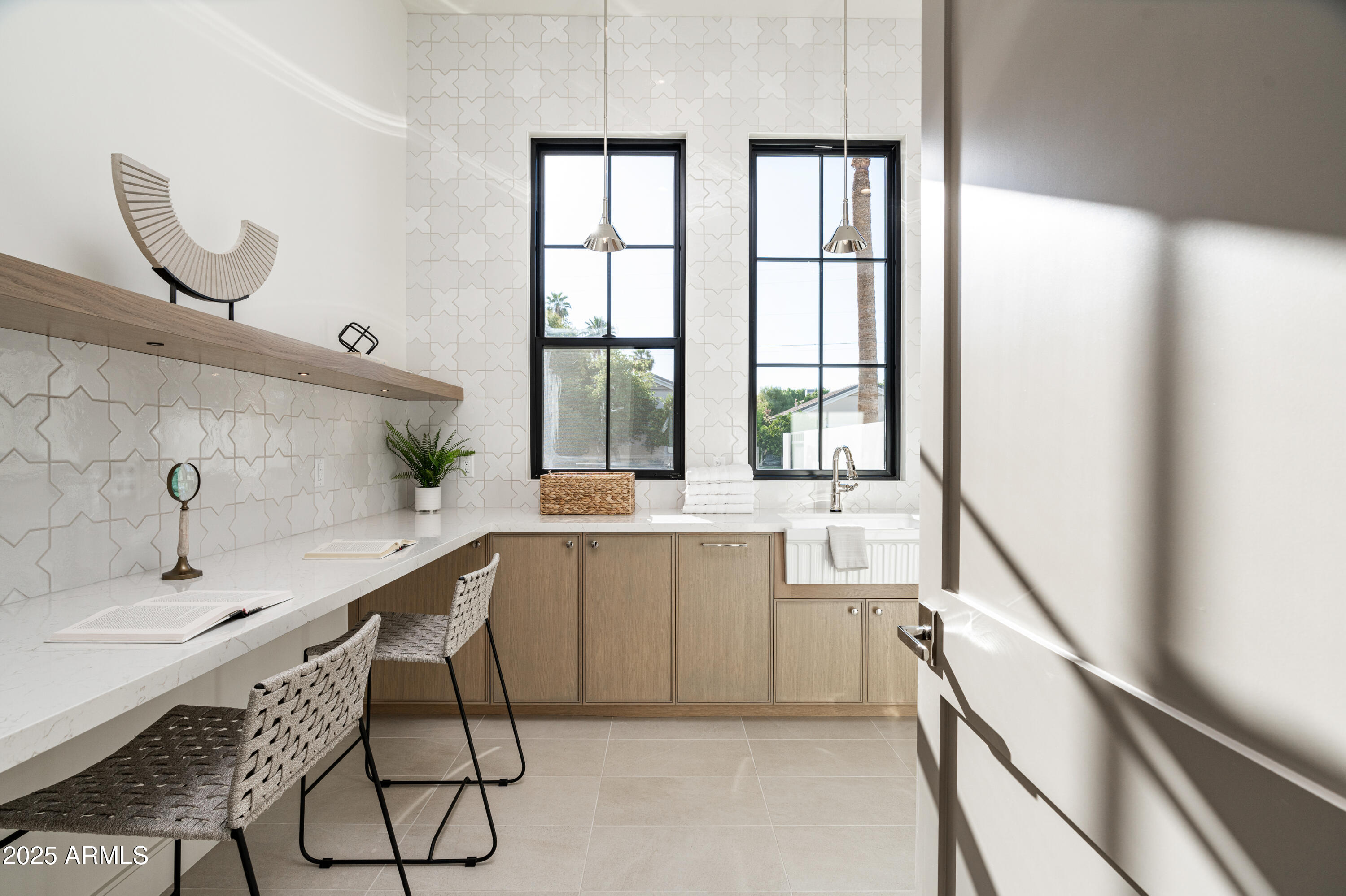 6302 E CALLE DEL NORTE