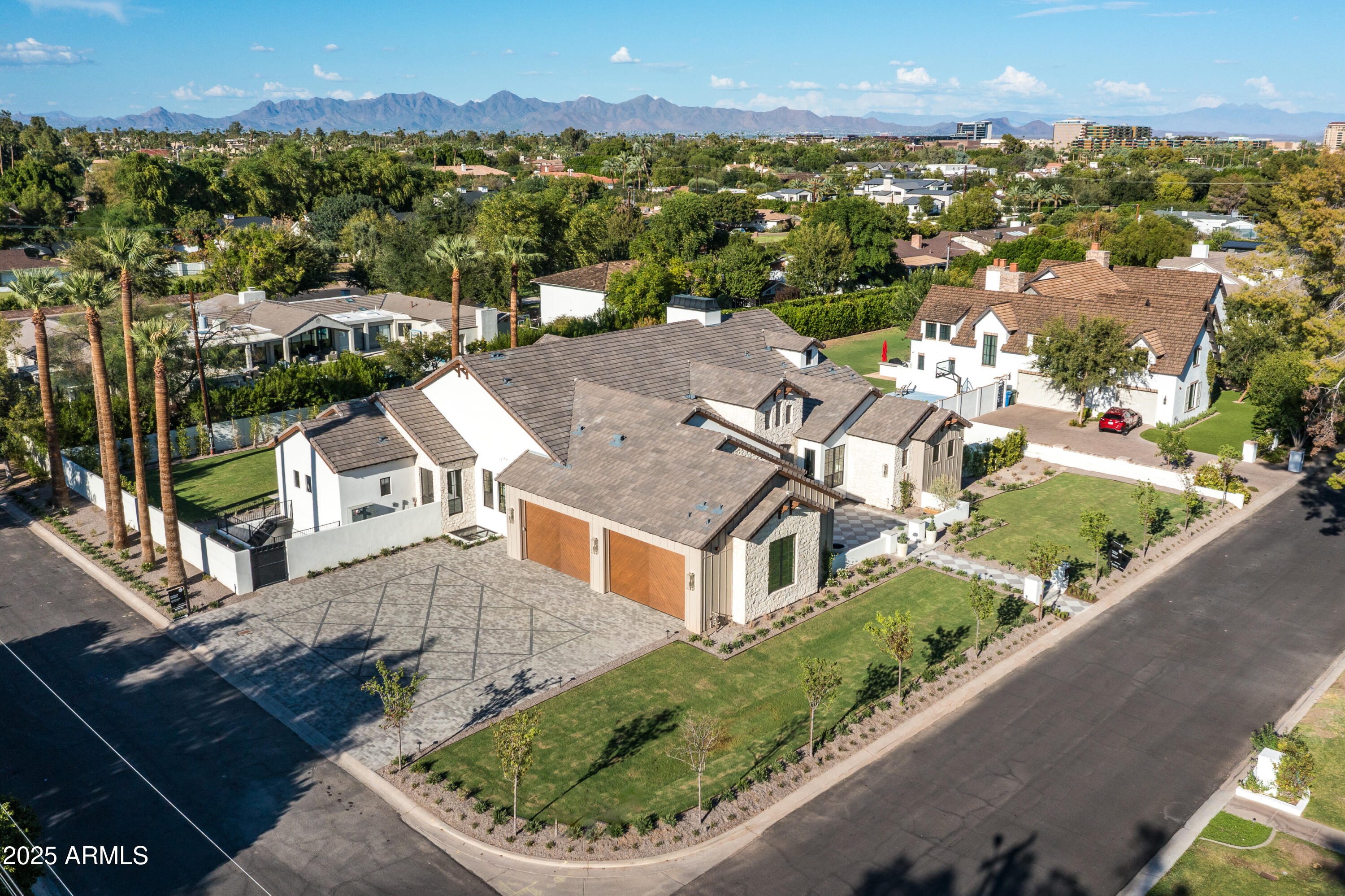 6302 E CALLE DEL NORTE