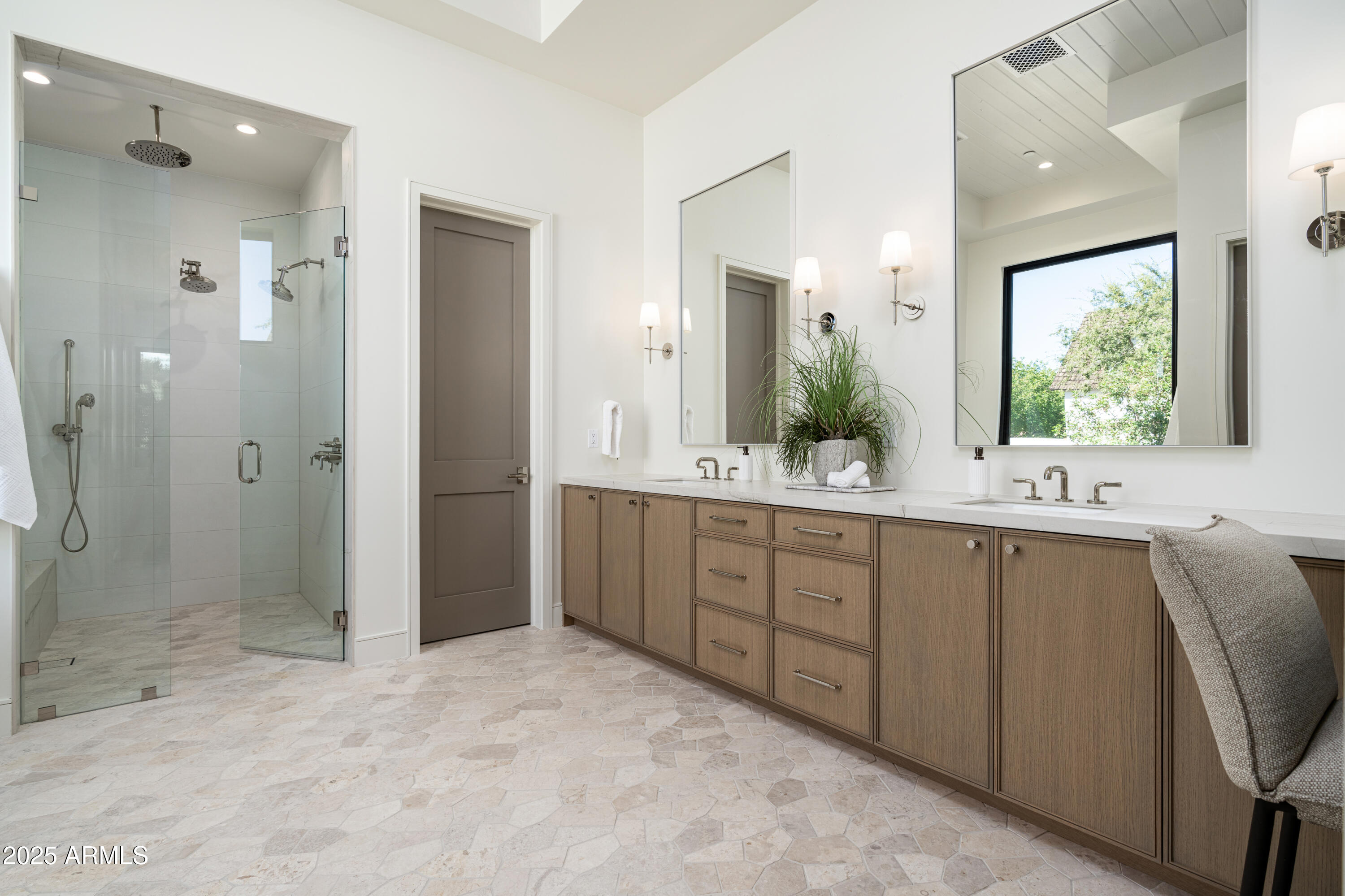 6302 E CALLE DEL NORTE