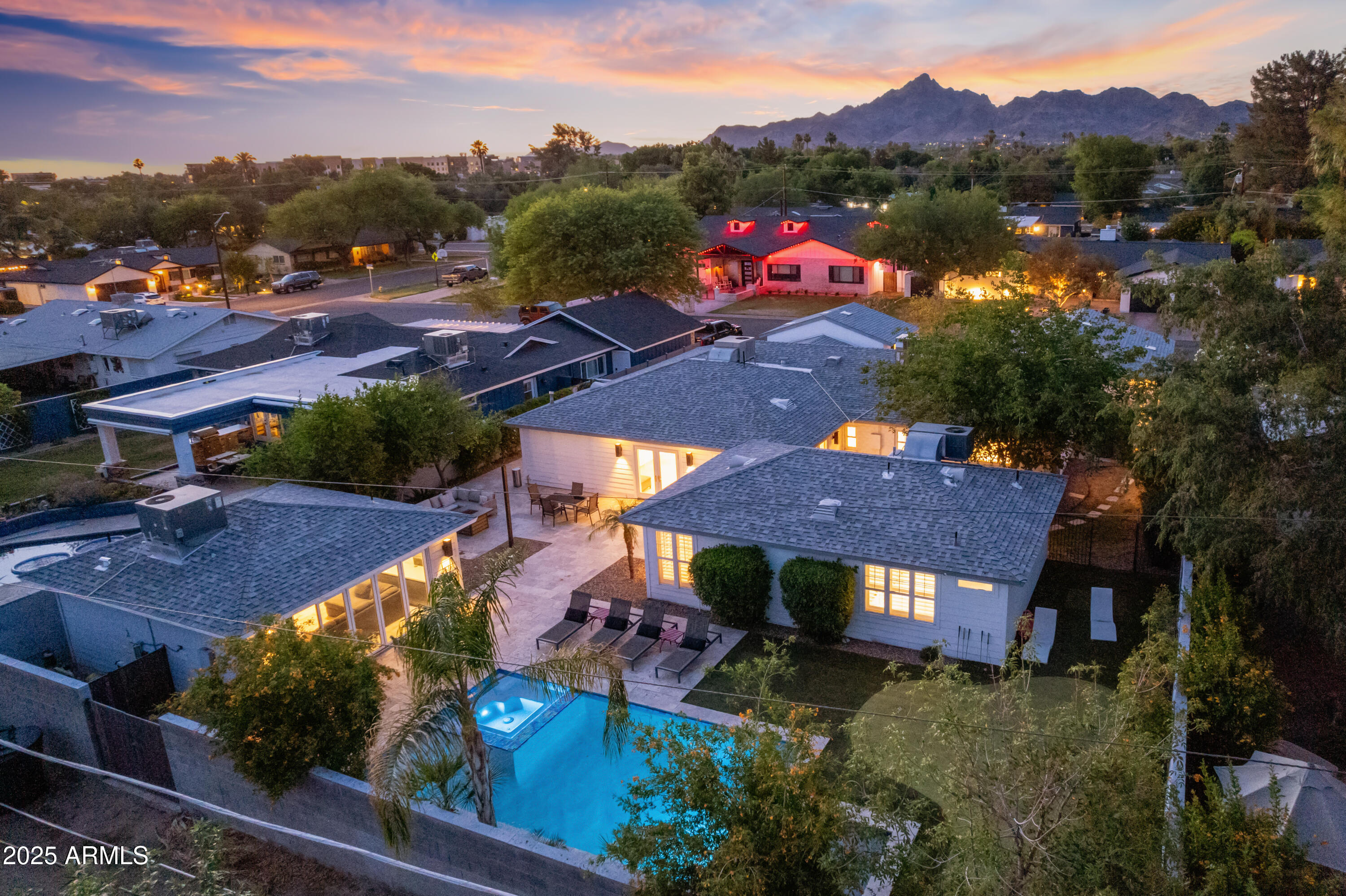 3429 E COOLIDGE Street