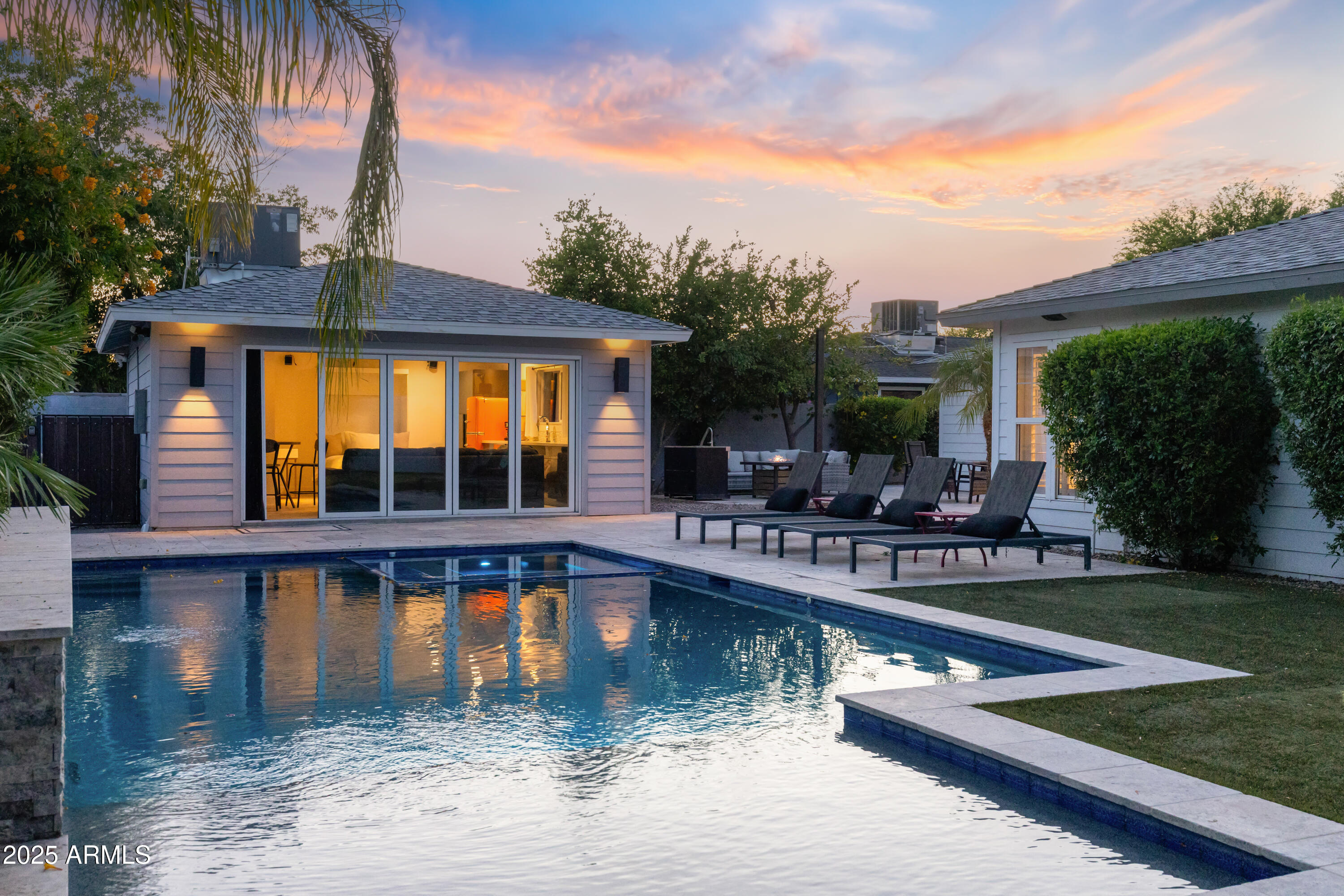 3429 E COOLIDGE Street