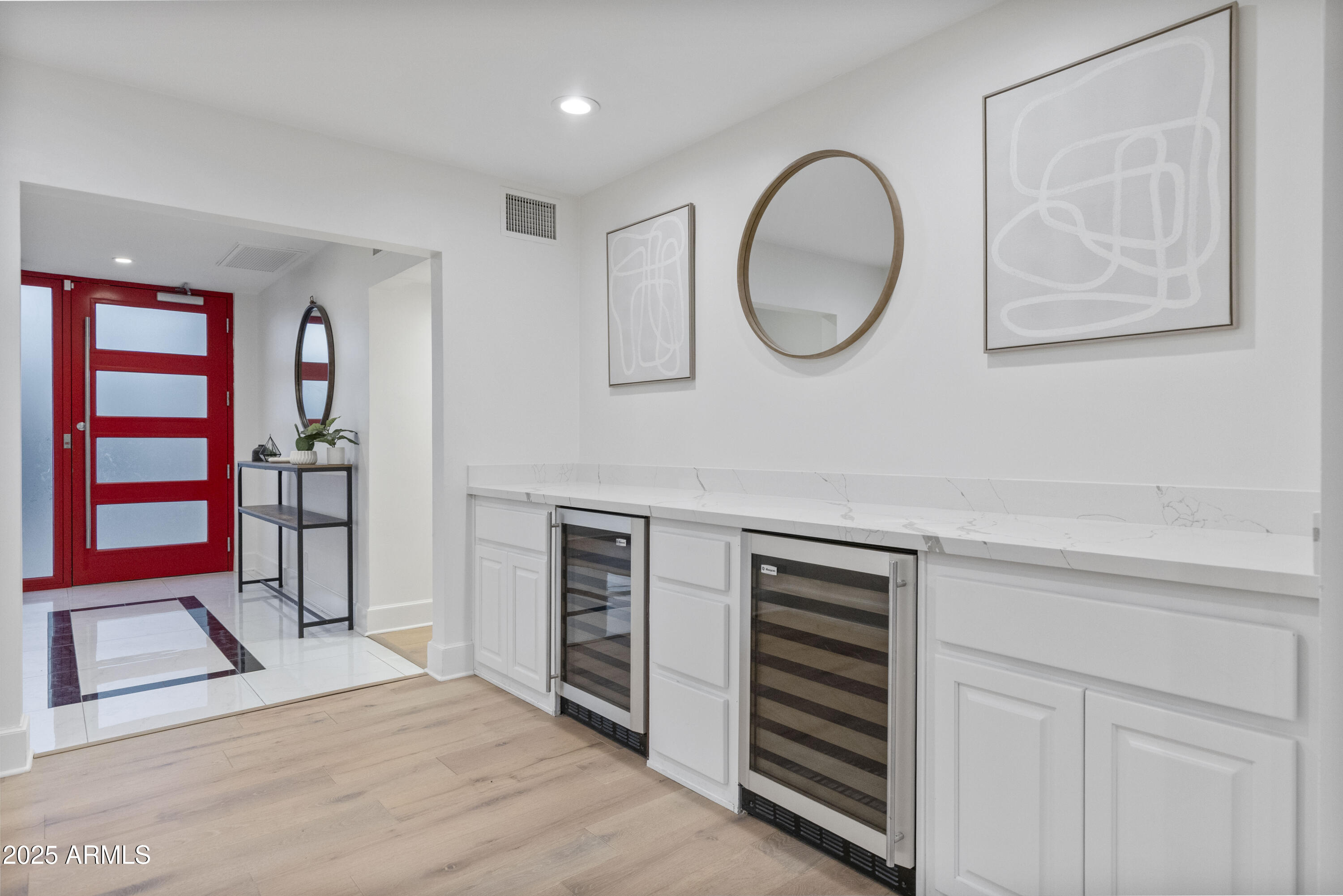 3429 E COOLIDGE Street