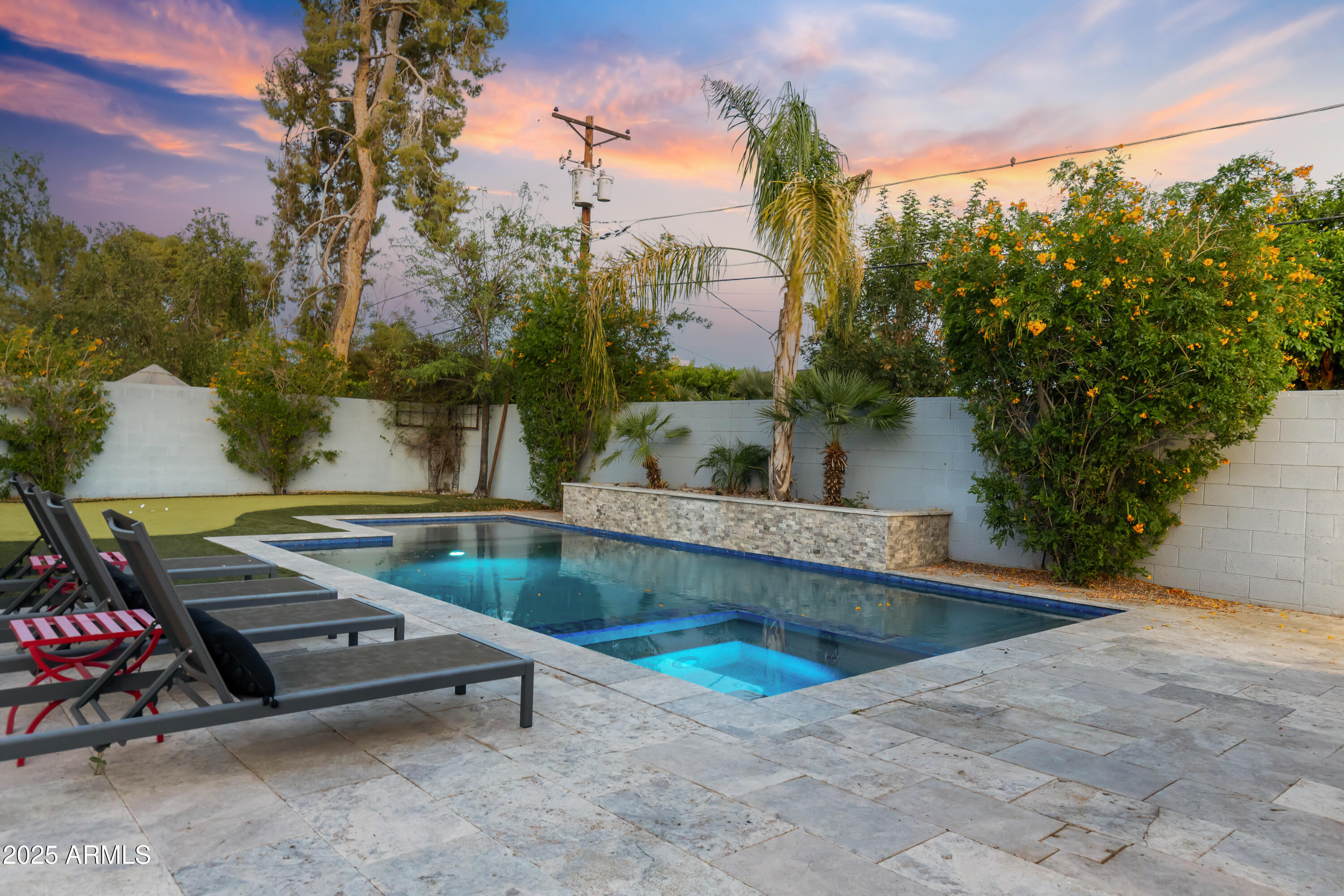 3429 E COOLIDGE Street