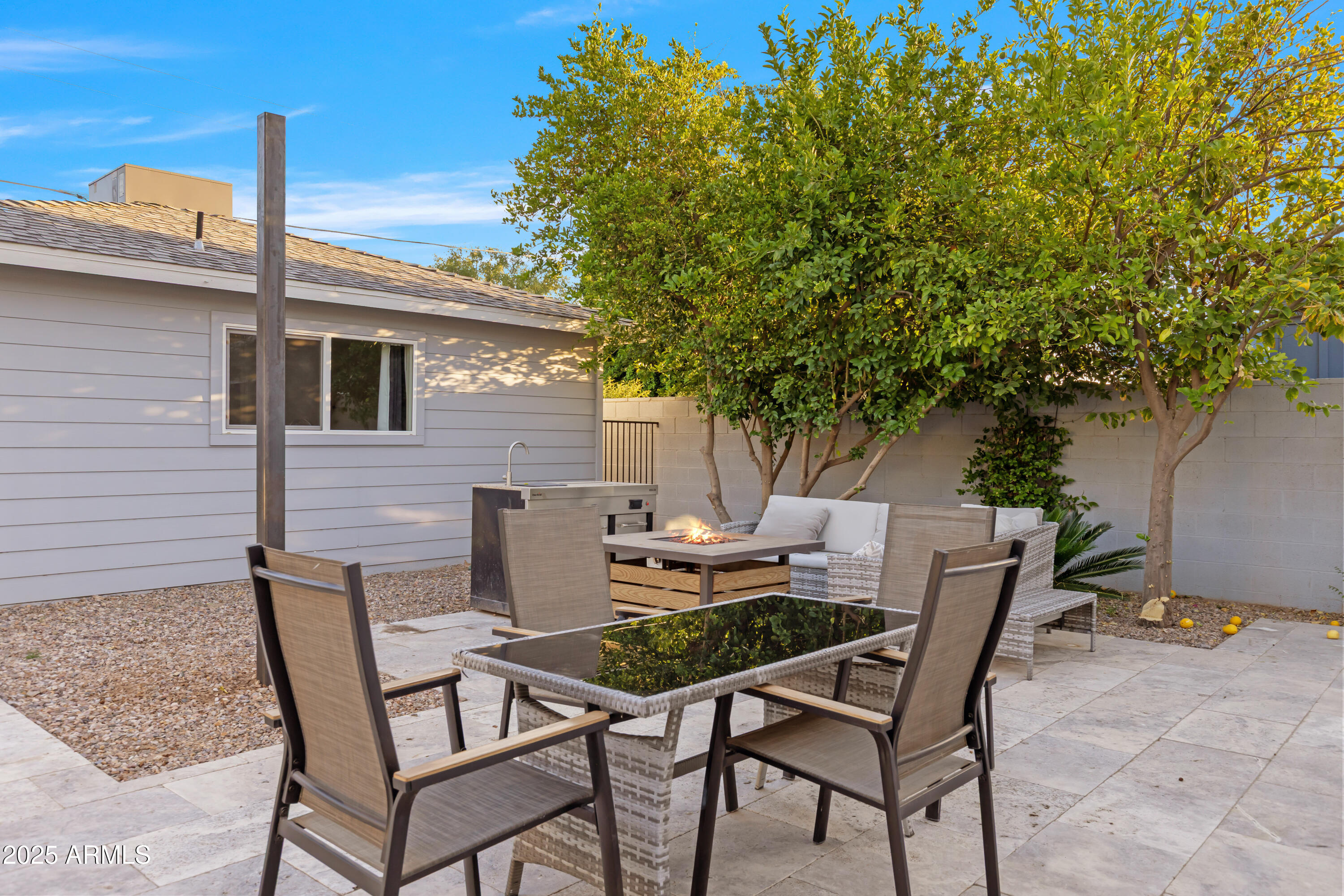 3429 E COOLIDGE Street