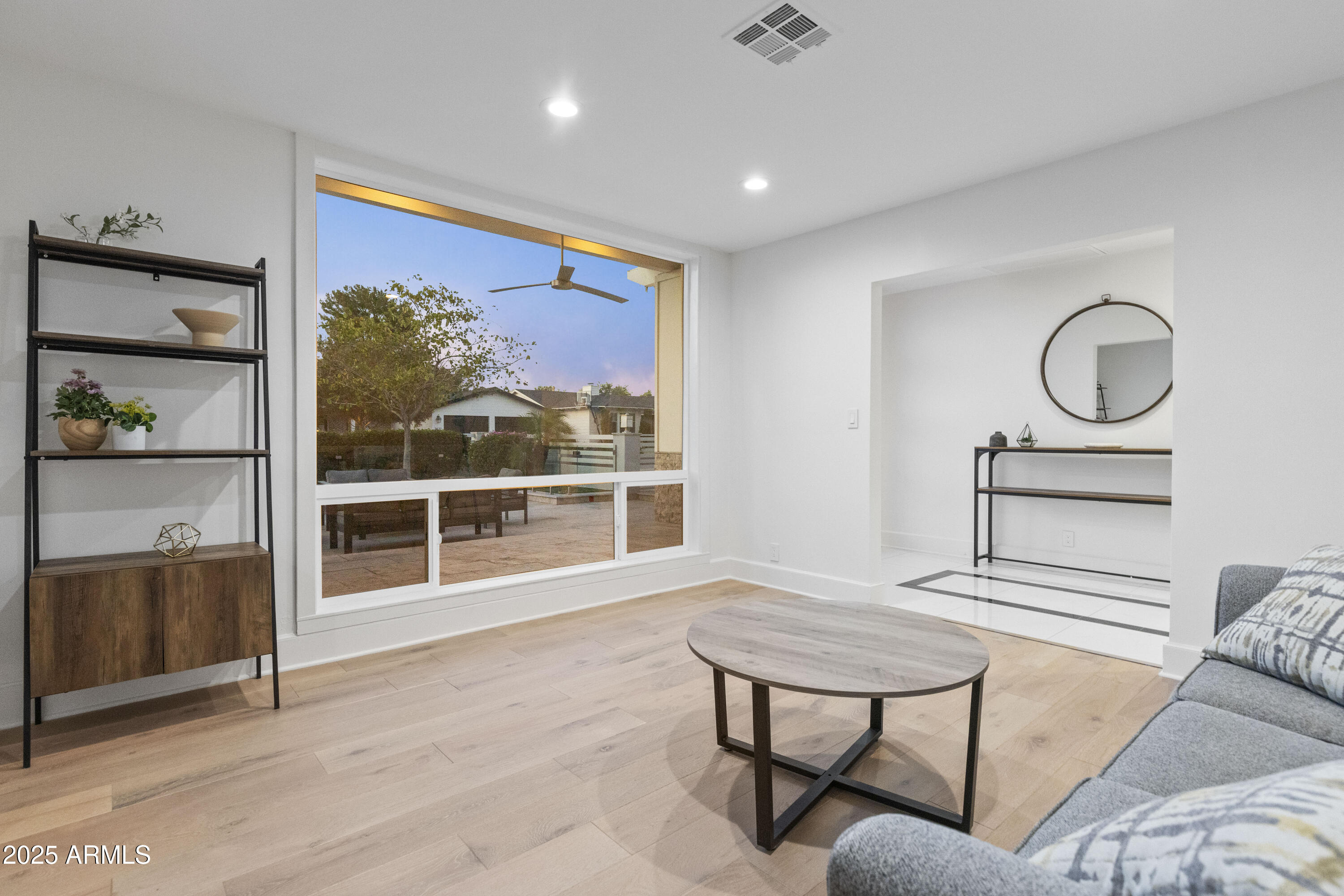 3429 E COOLIDGE Street