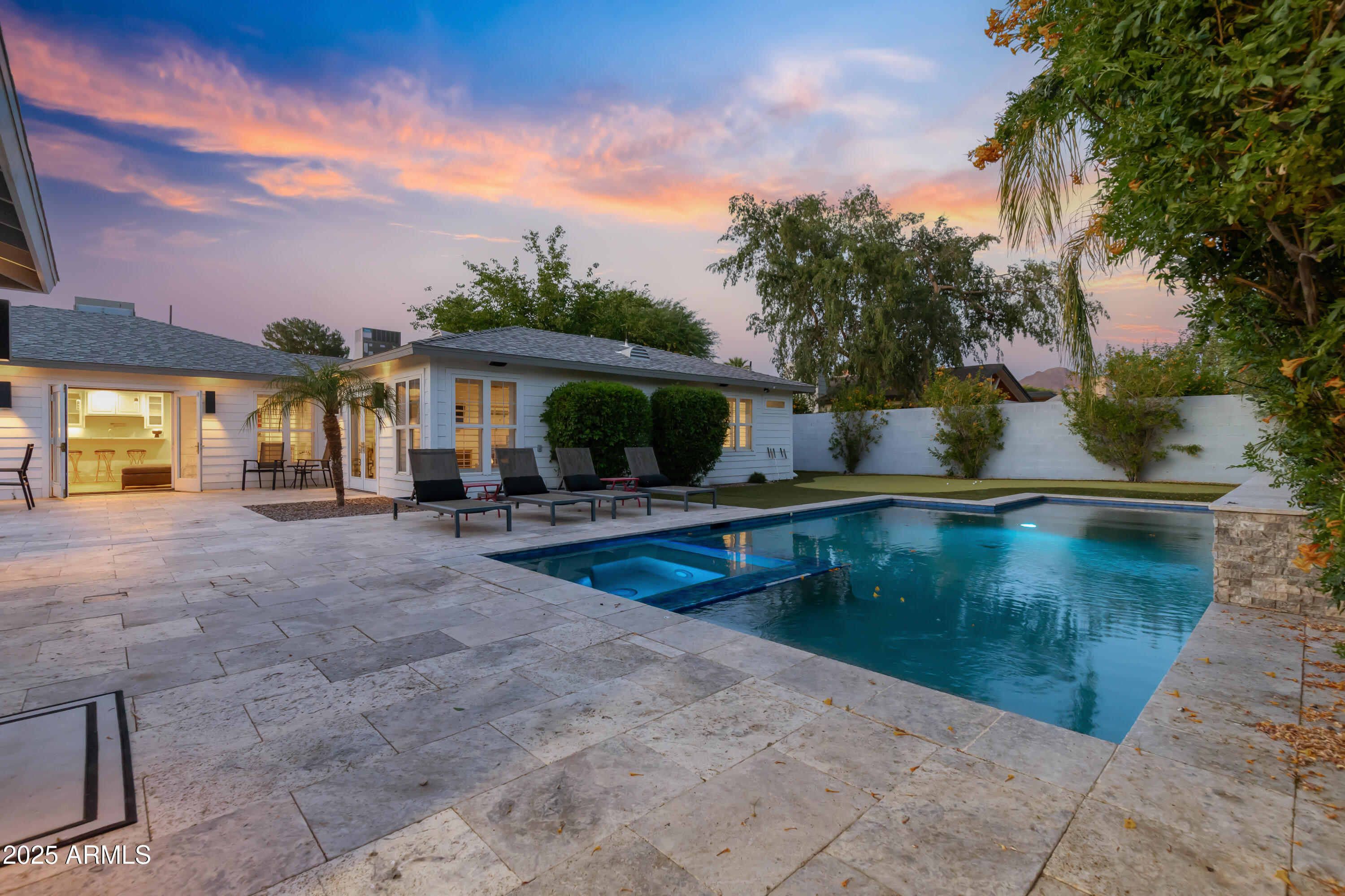 3429 E COOLIDGE Street