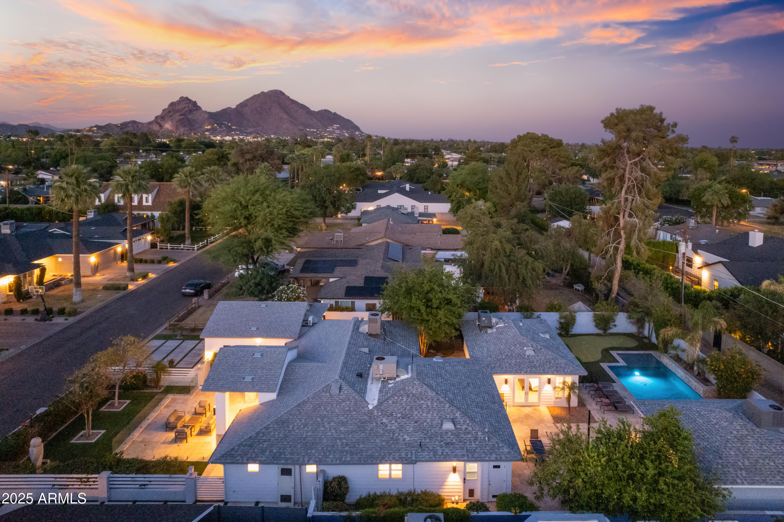 3429 E COOLIDGE Street