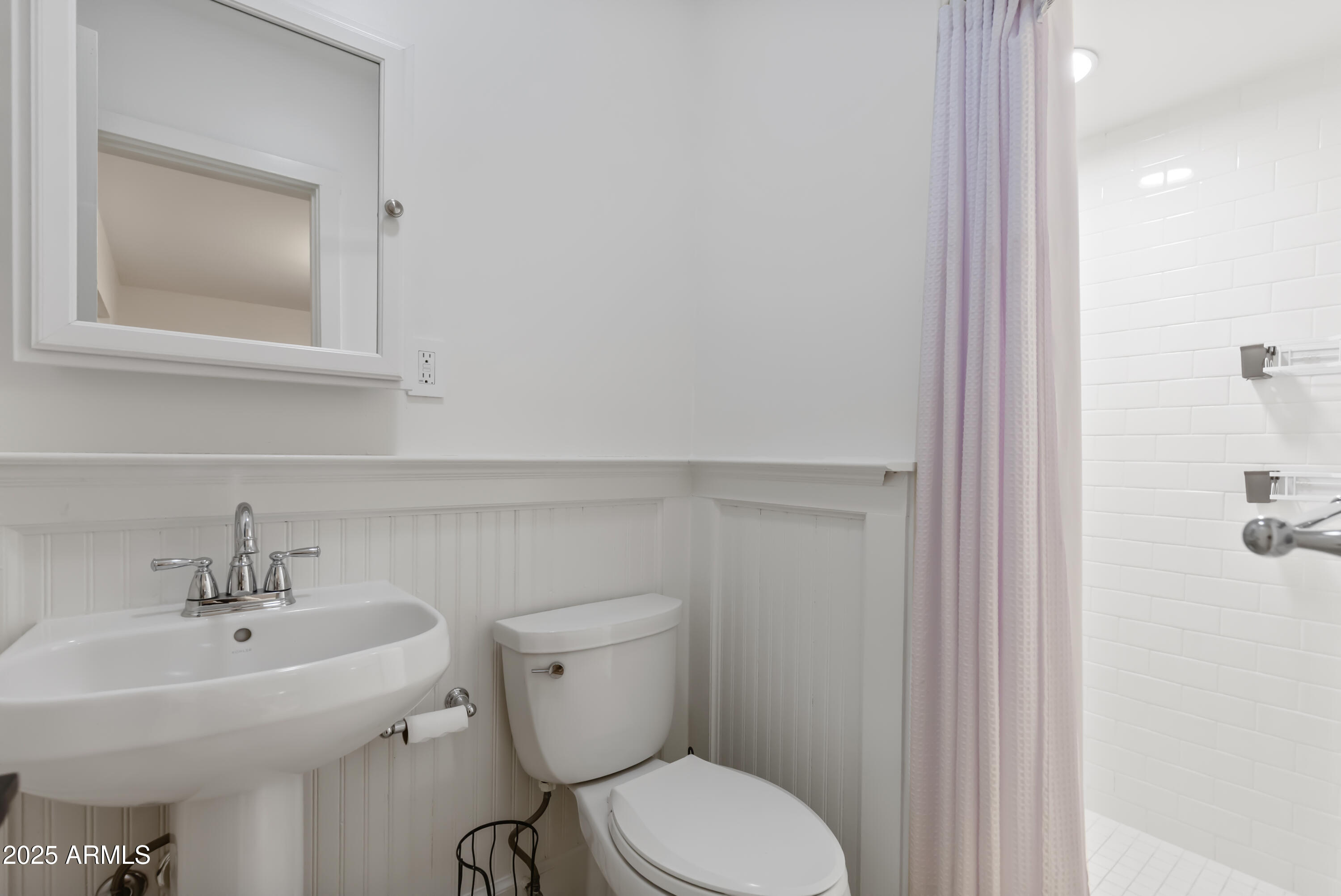 3429 E COOLIDGE Street