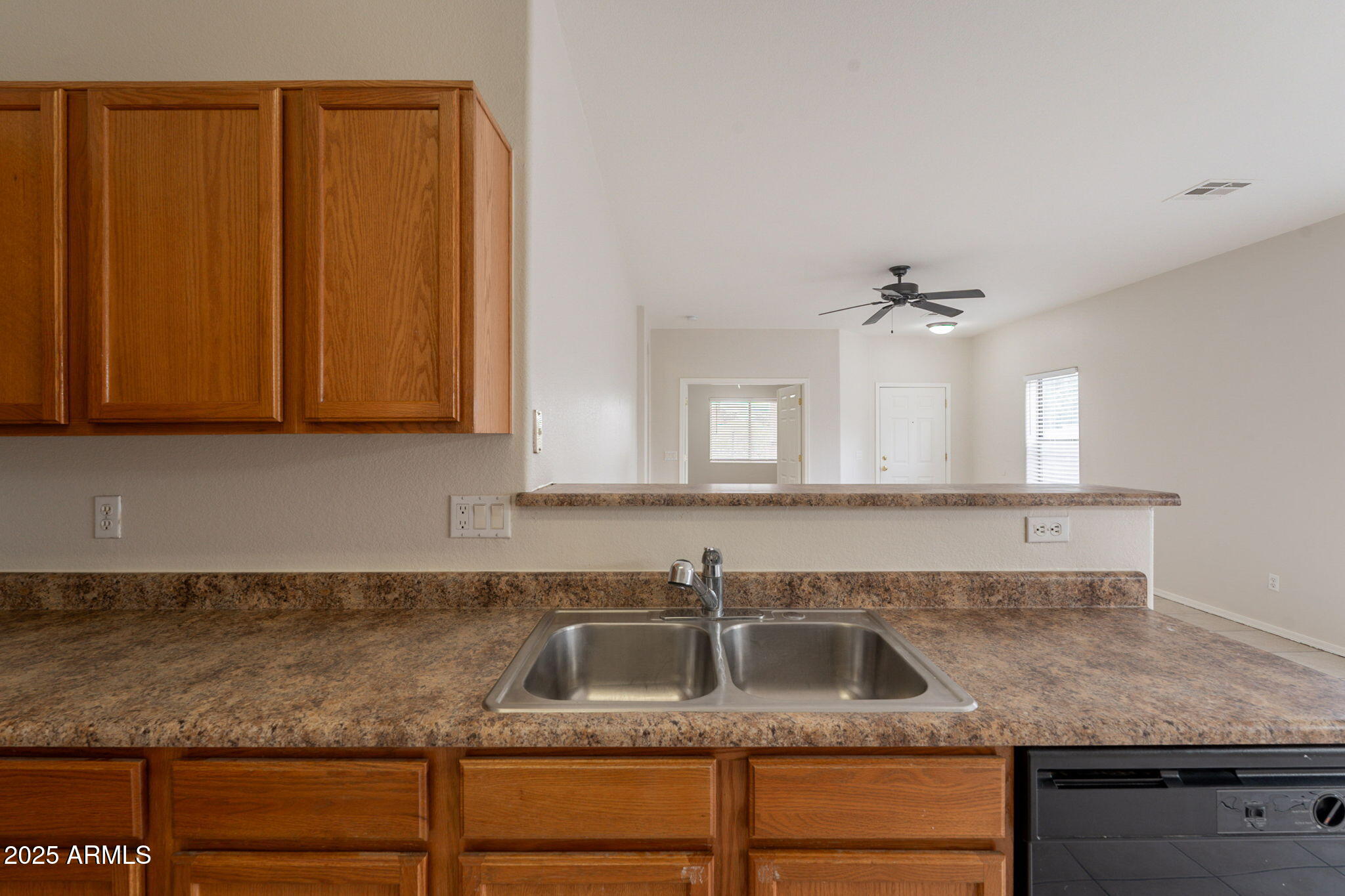 2210 N 27TH Place