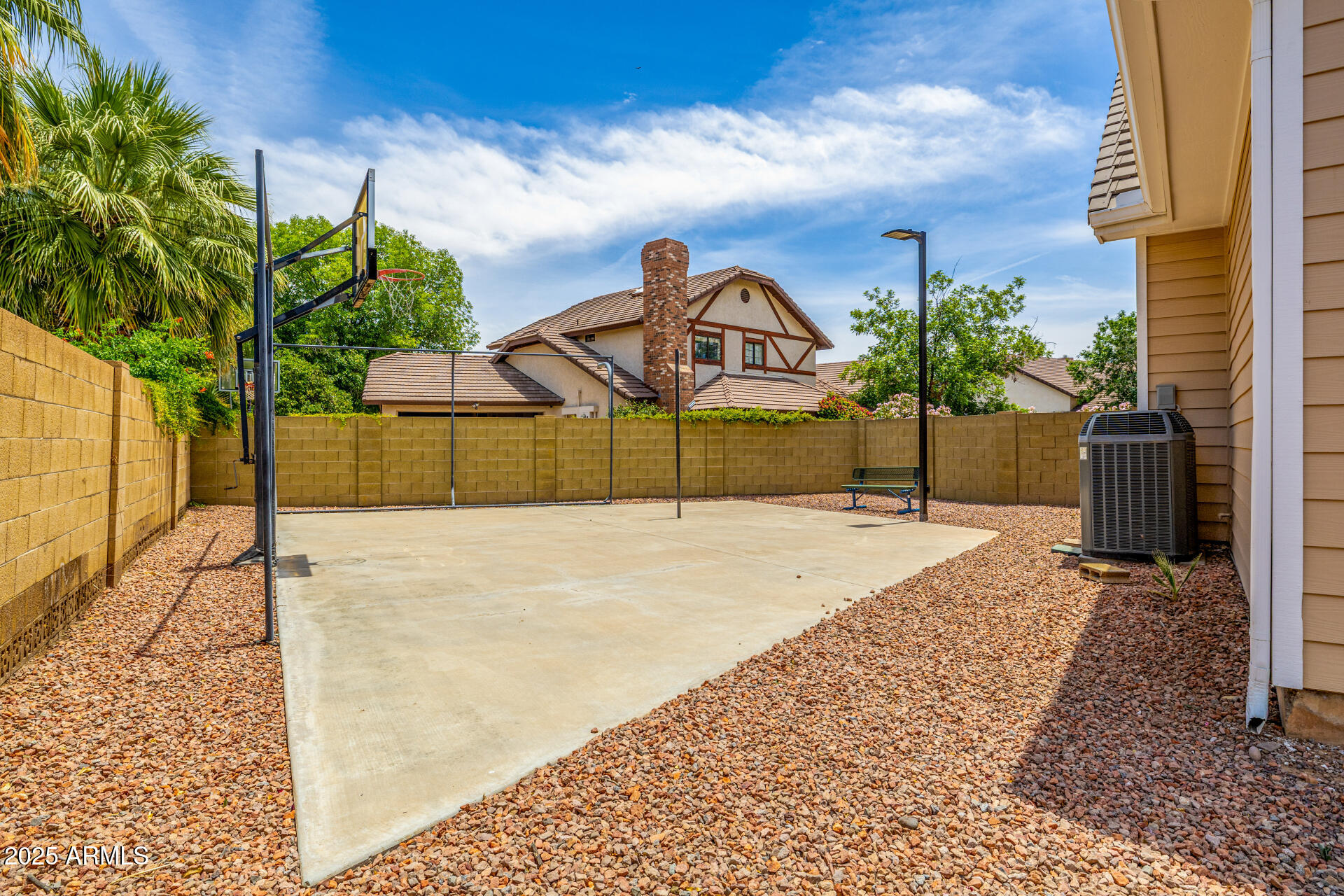 198 N PECAN Court