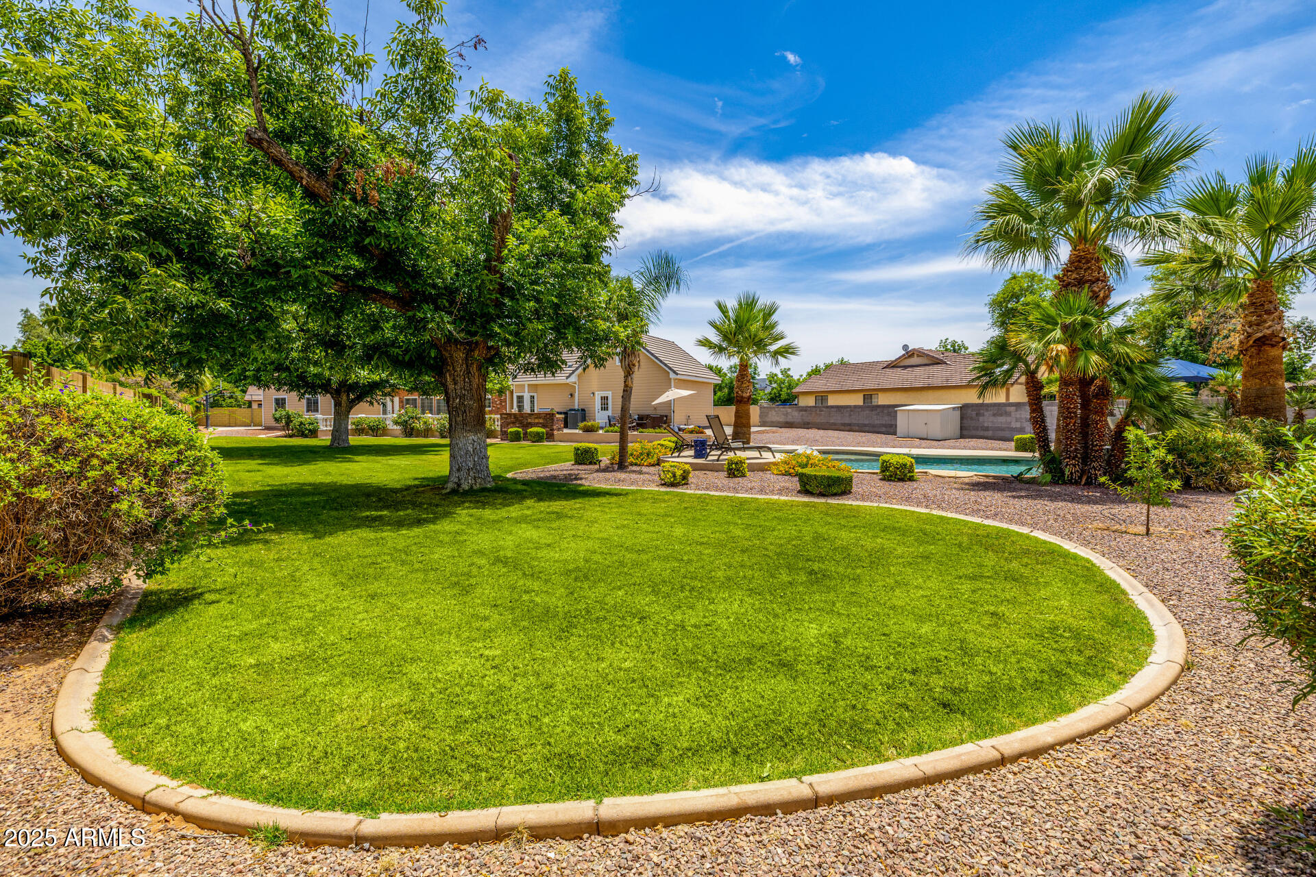 198 N PECAN Court