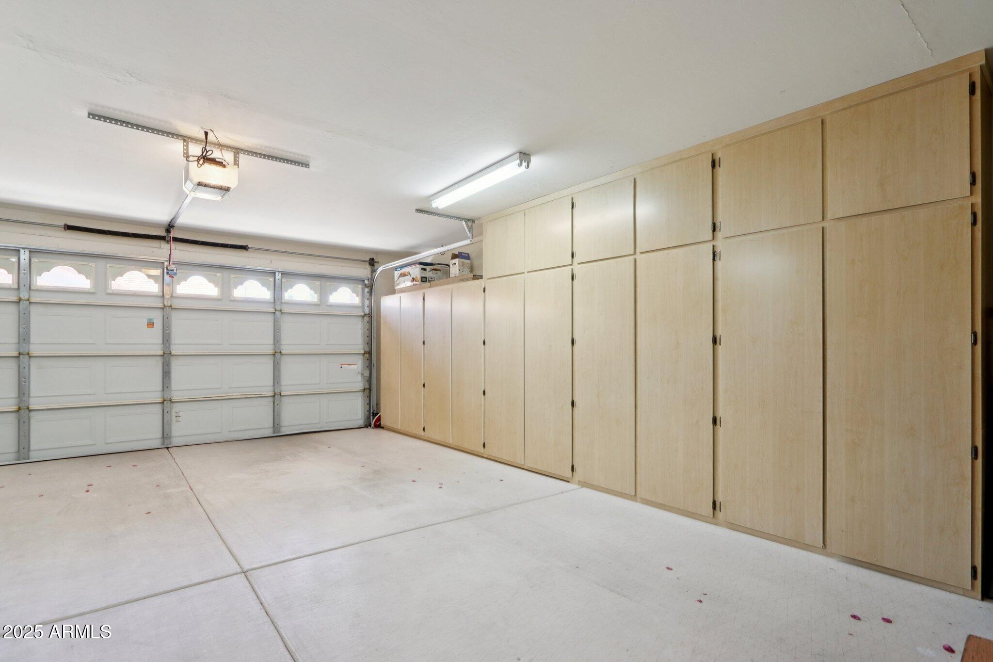 2055 N 56TH Street, 15