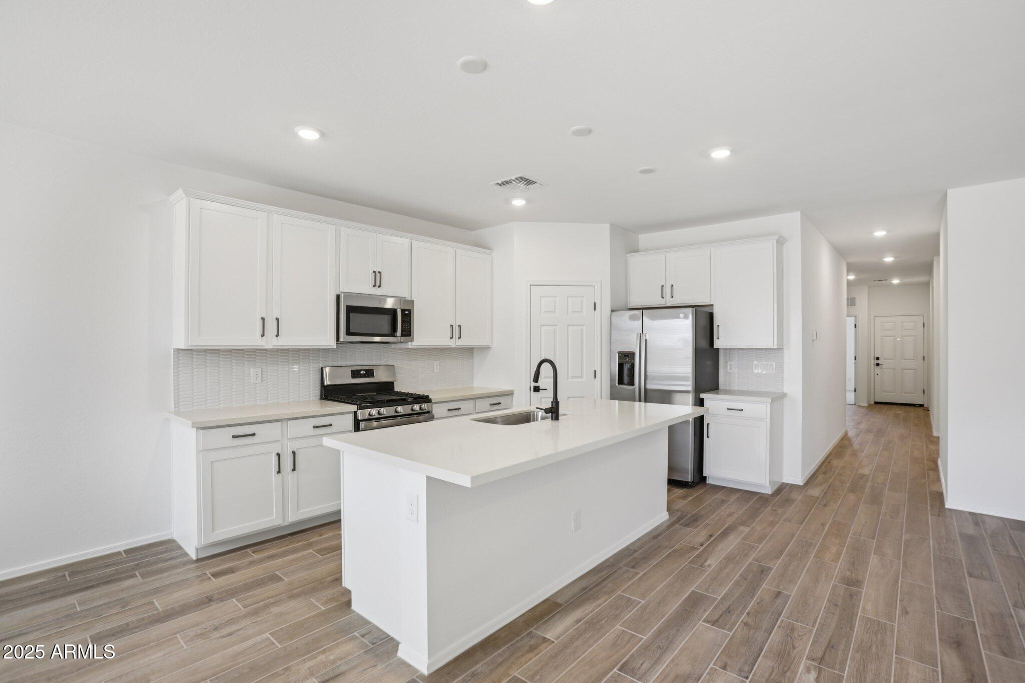 47705 W MOELLER Road