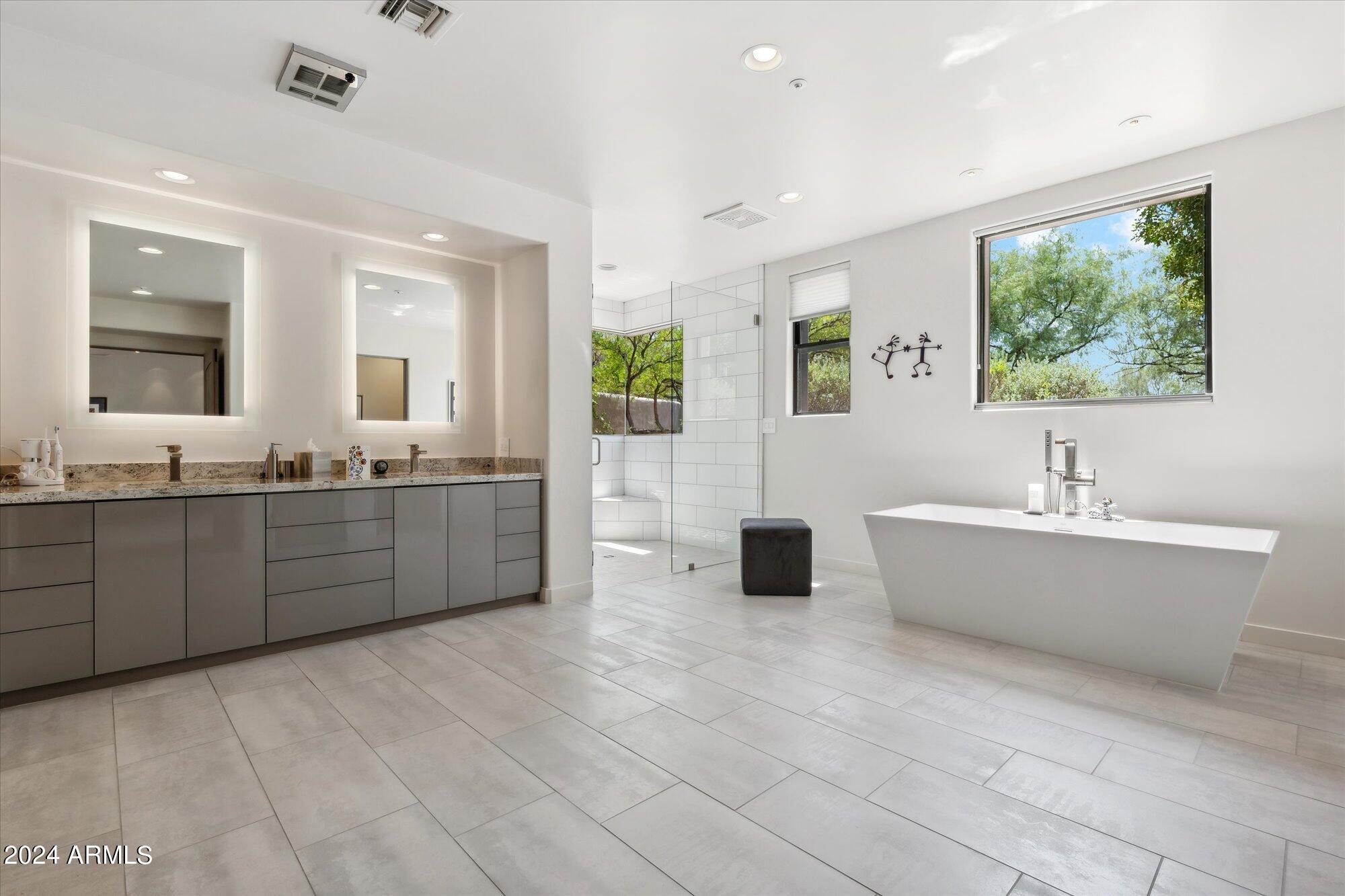 10040 E HAPPY VALLEY Road, 243