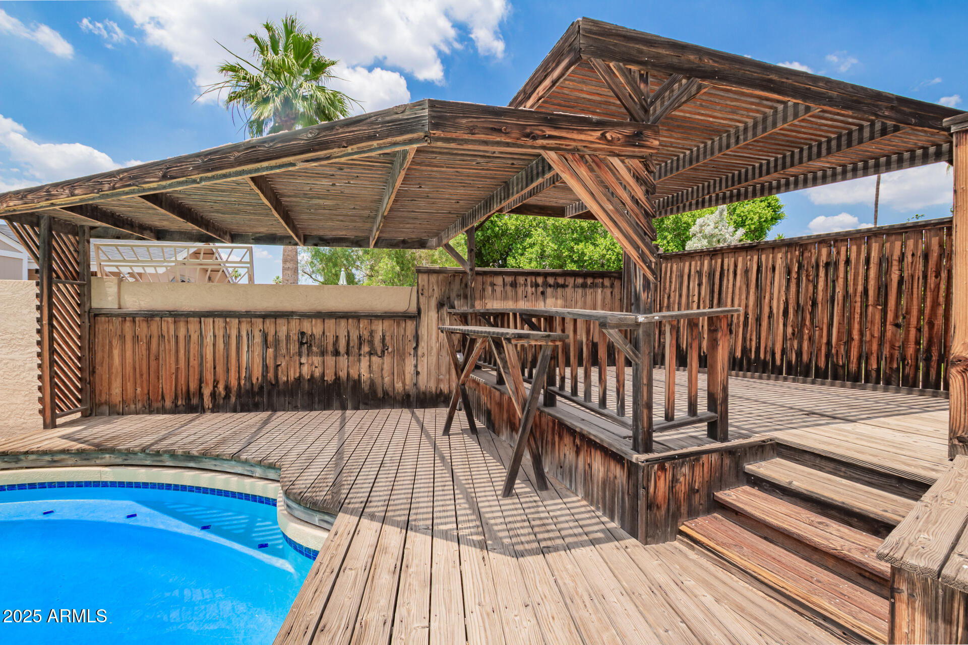 2234 E LAWRENCE Road