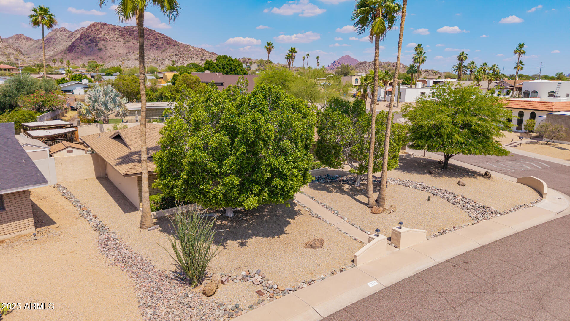 2234 E LAWRENCE Road
