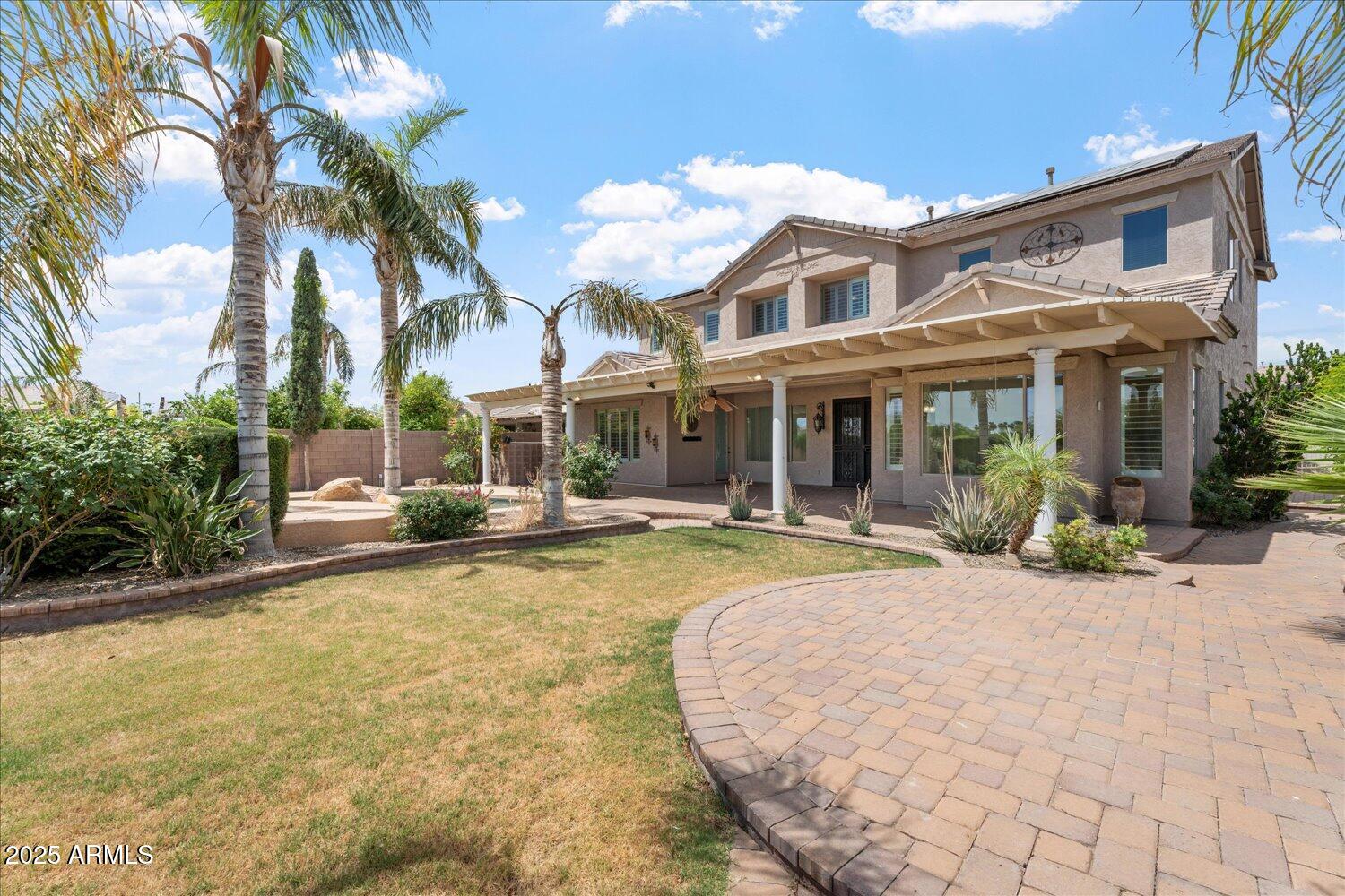 22737 N SUNSET Drive
