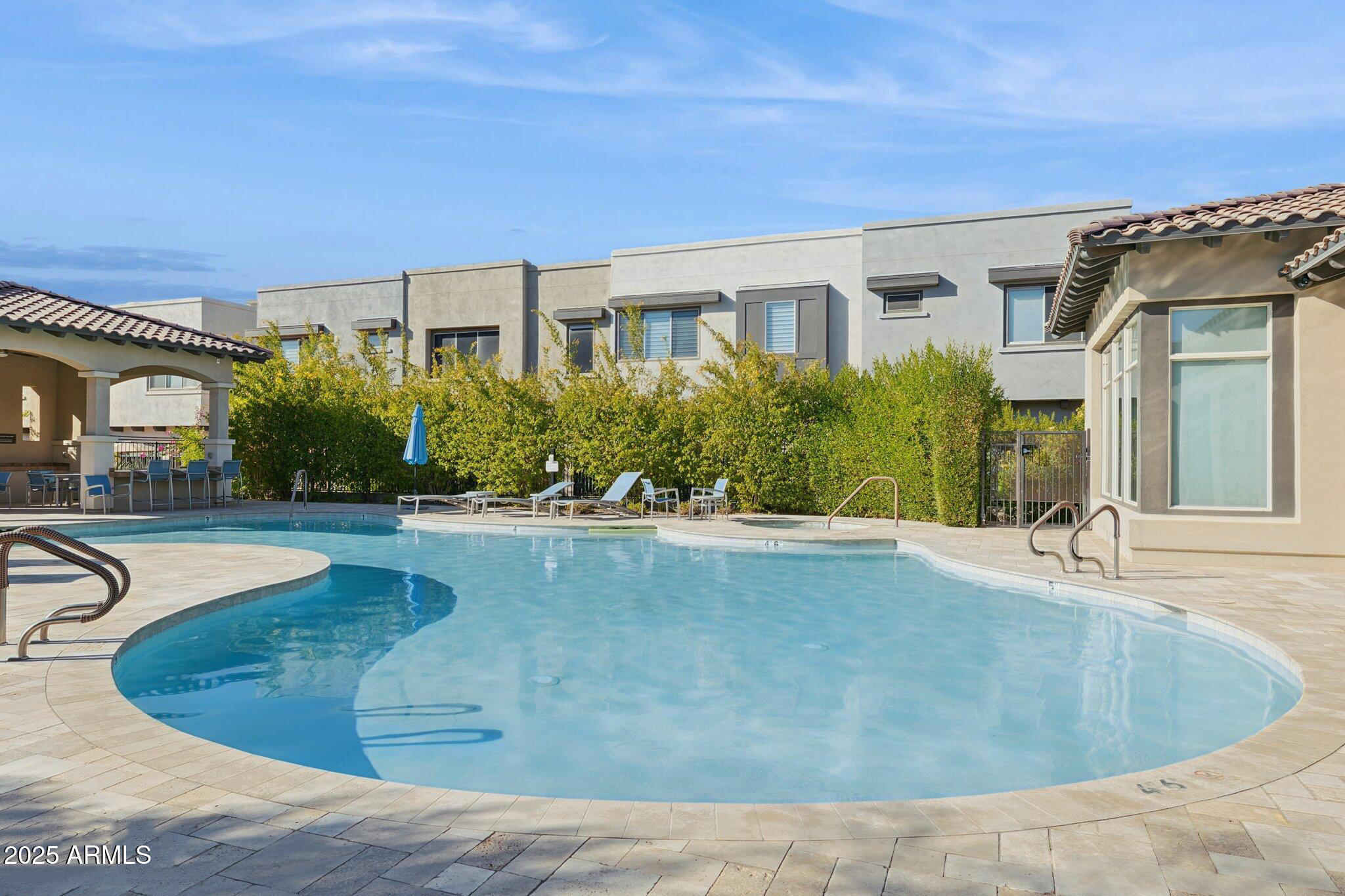 7330 E VISTA BONITA Drive