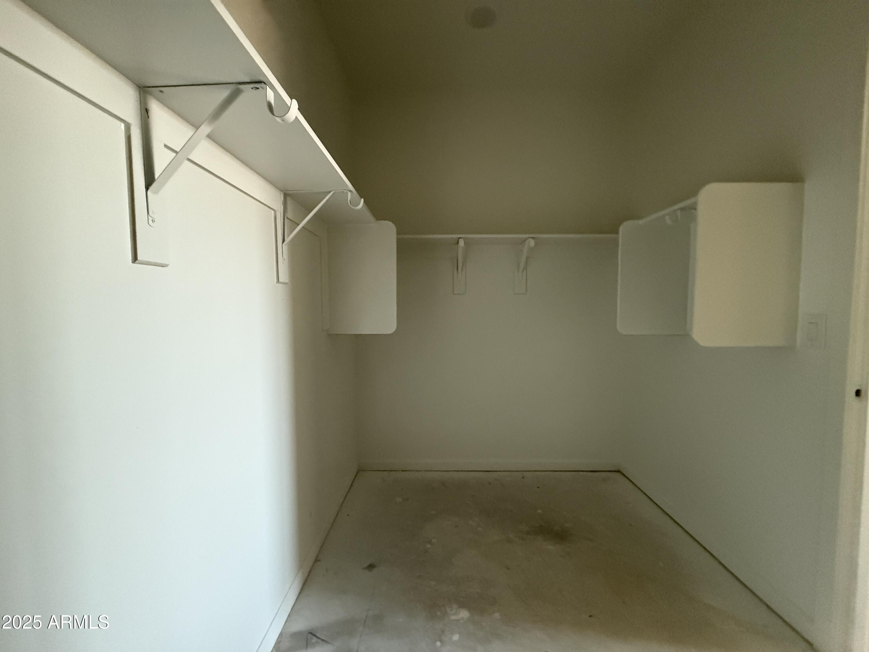 9531 W PARKWAY Drive