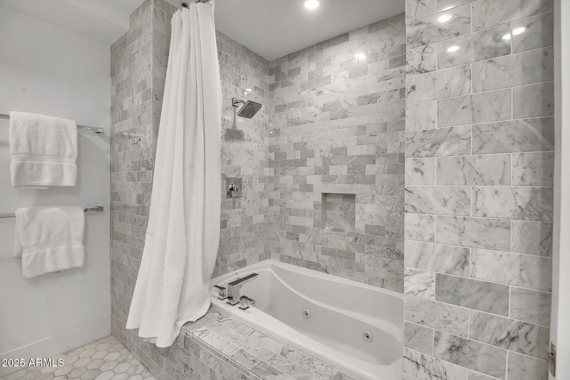 7117 E RANCHO VISTA Drive, 6007