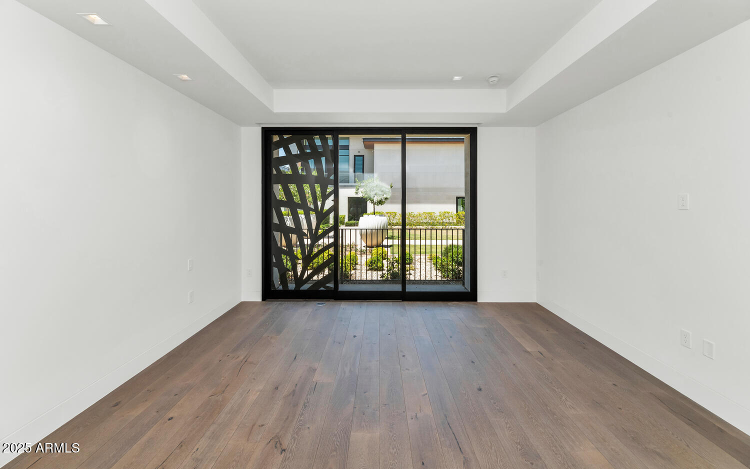 6587 N PALMERAIE Boulevard, 1051