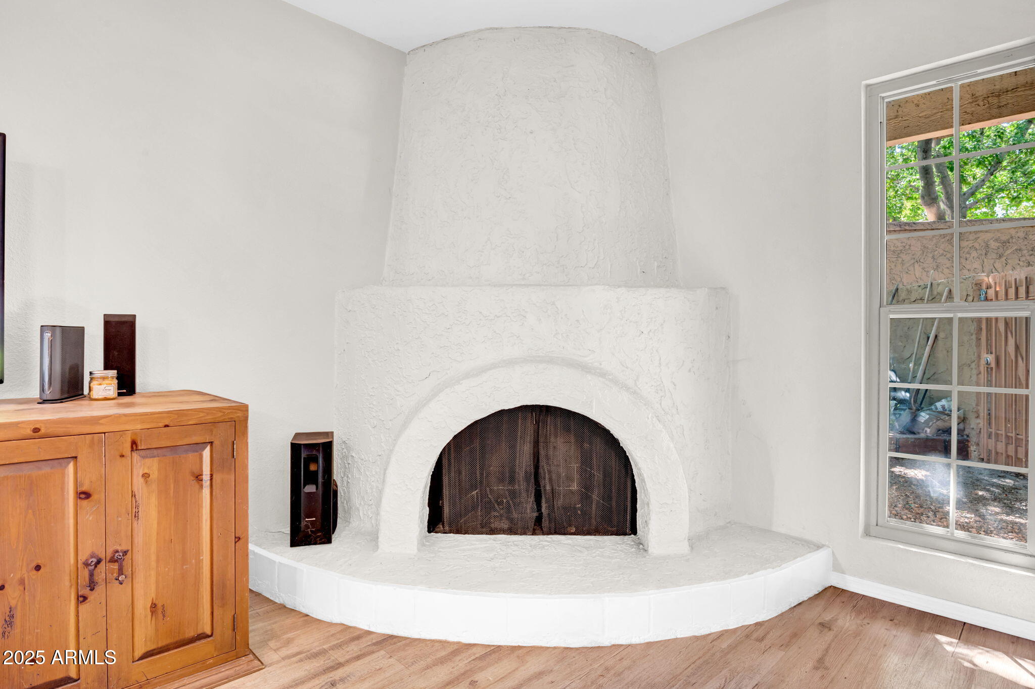 10424 N 7TH Place, 2