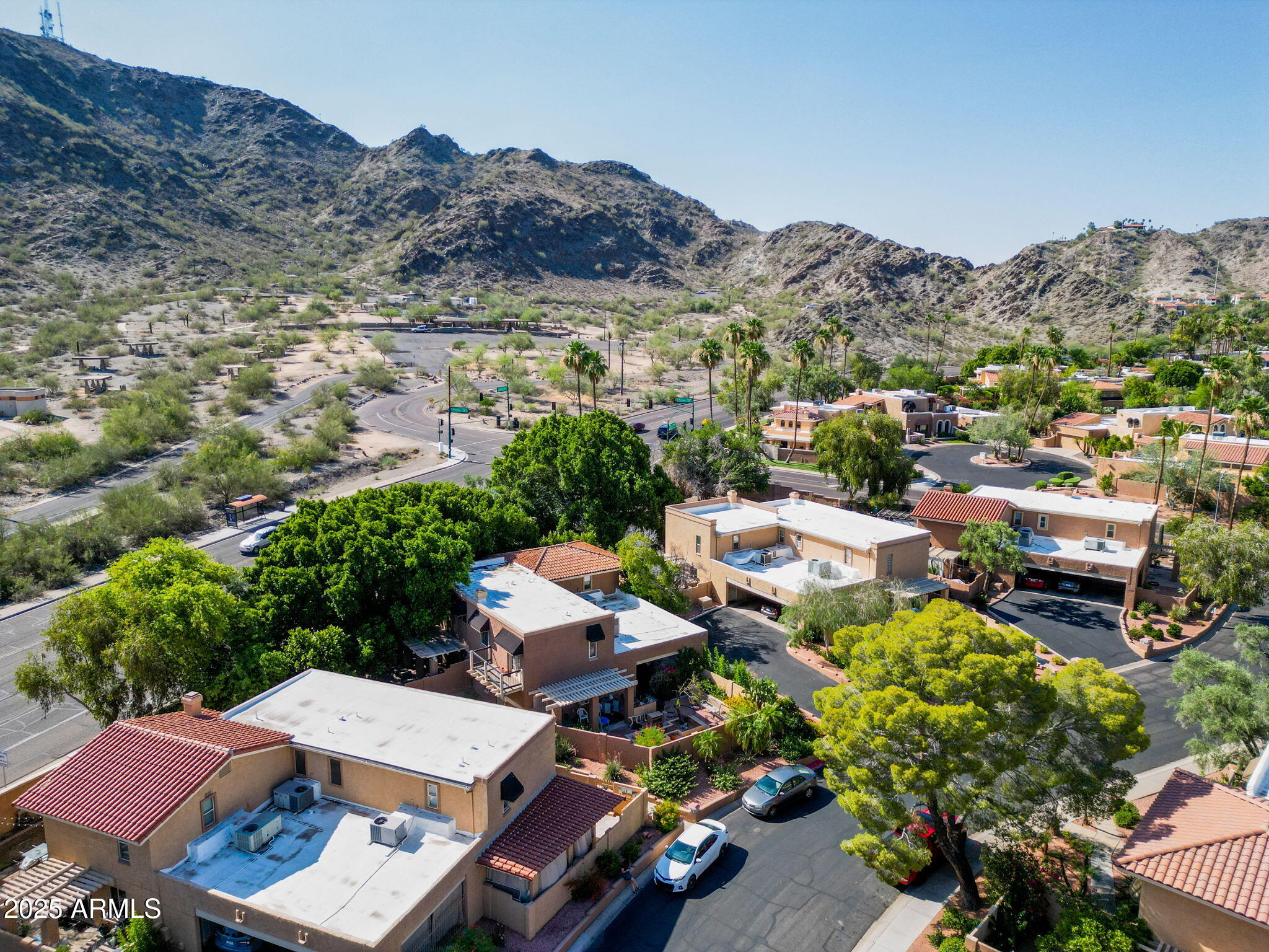 10424 N 7TH Place, 2