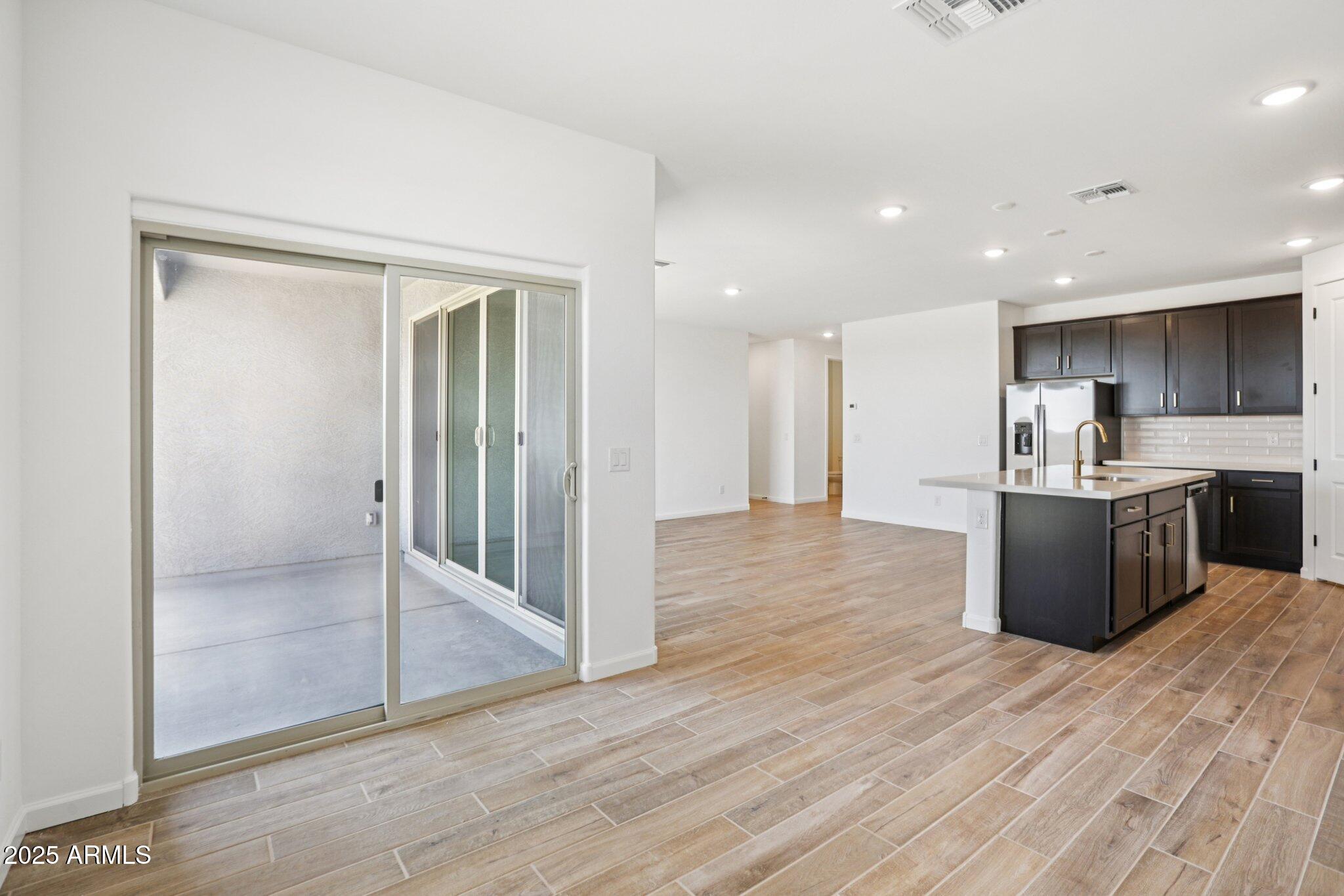 18269 W CAMINO DE ORO