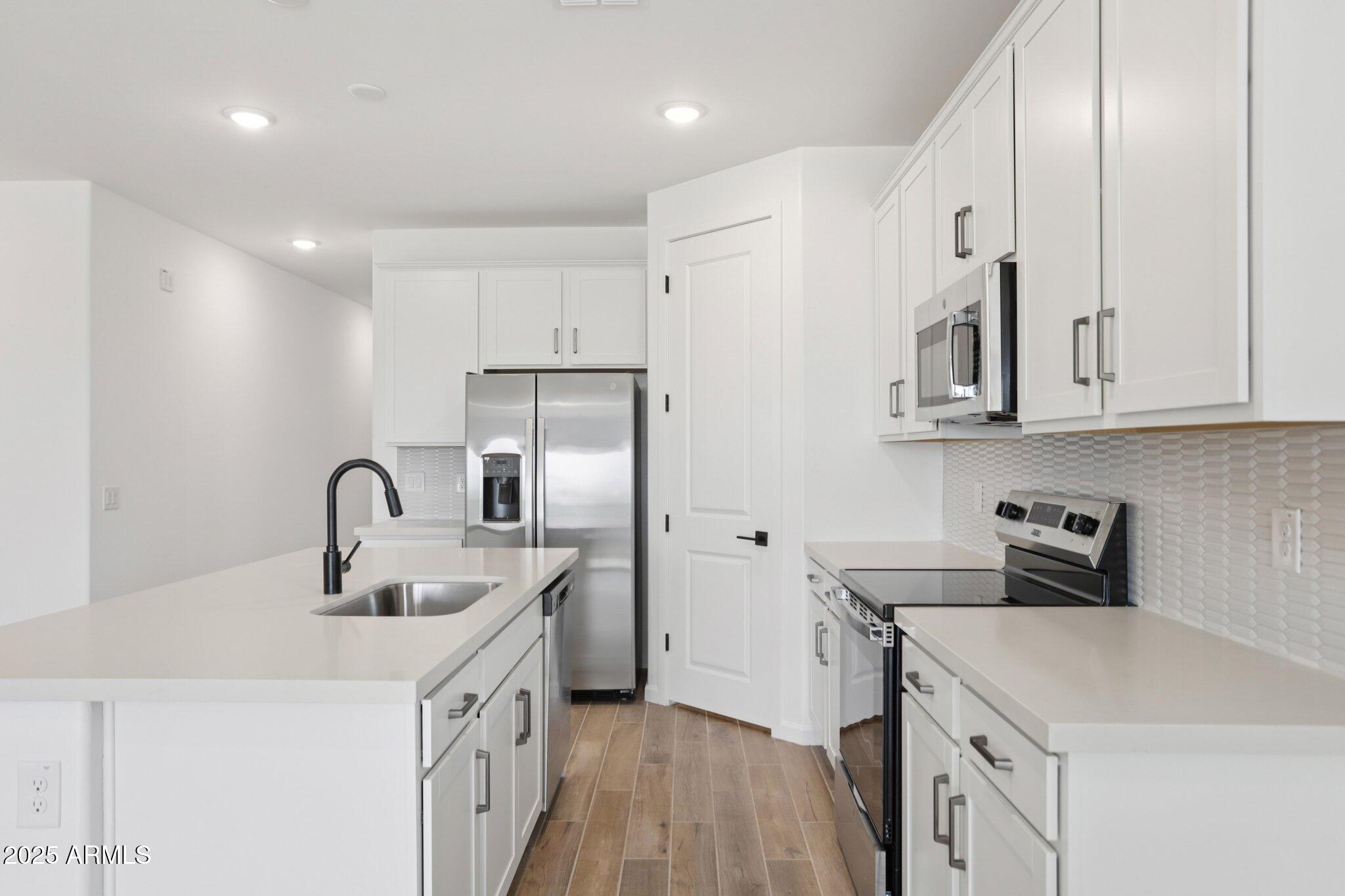 18271 W LA SENDA Drive