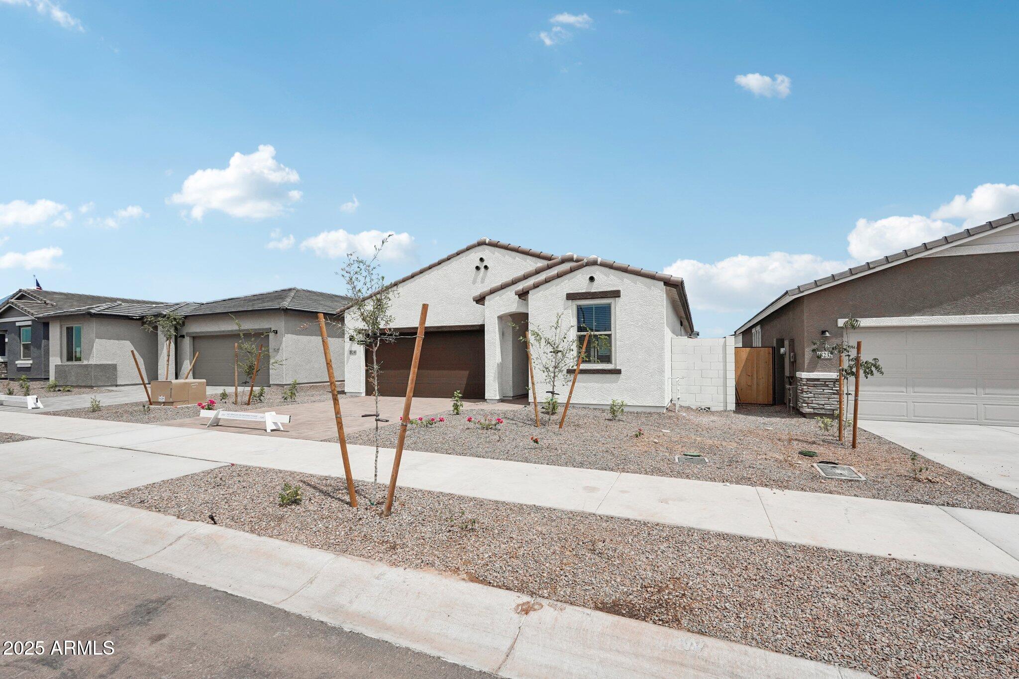 18240 W LA SENDA Drive