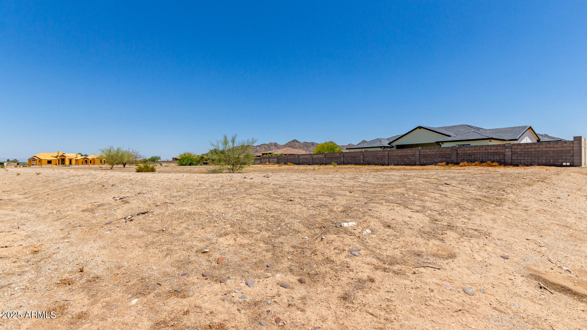 35470 N GRAPEFRUIT Drive, 32