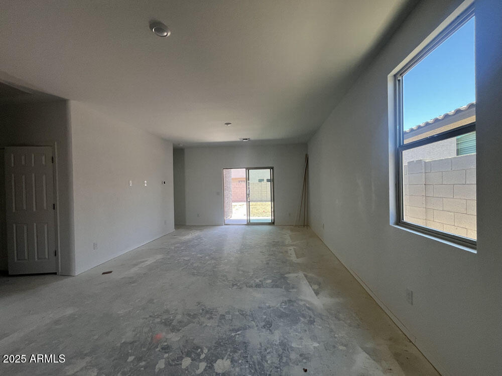 47705 W KENNER Drive