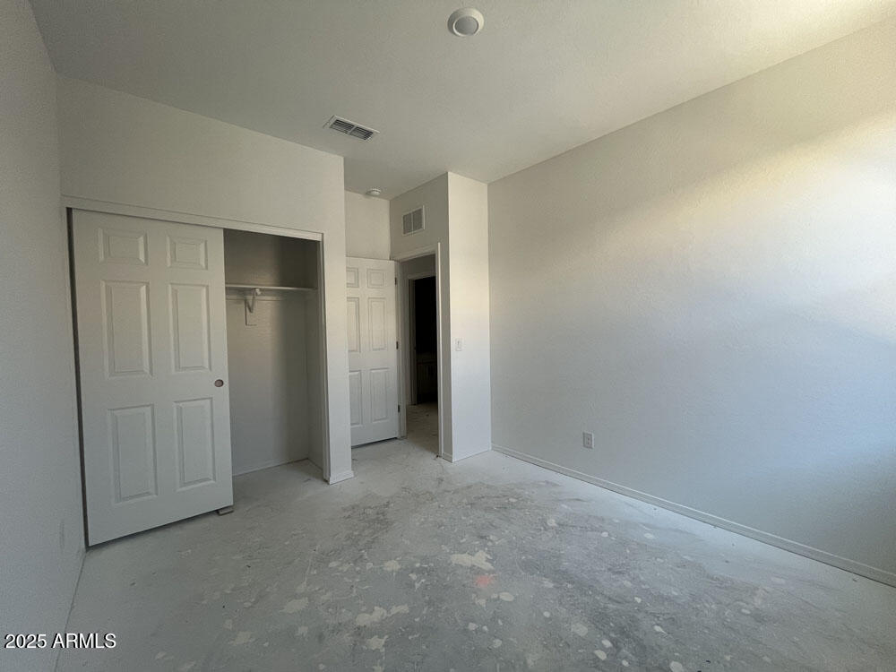 47705 W KENNER Drive