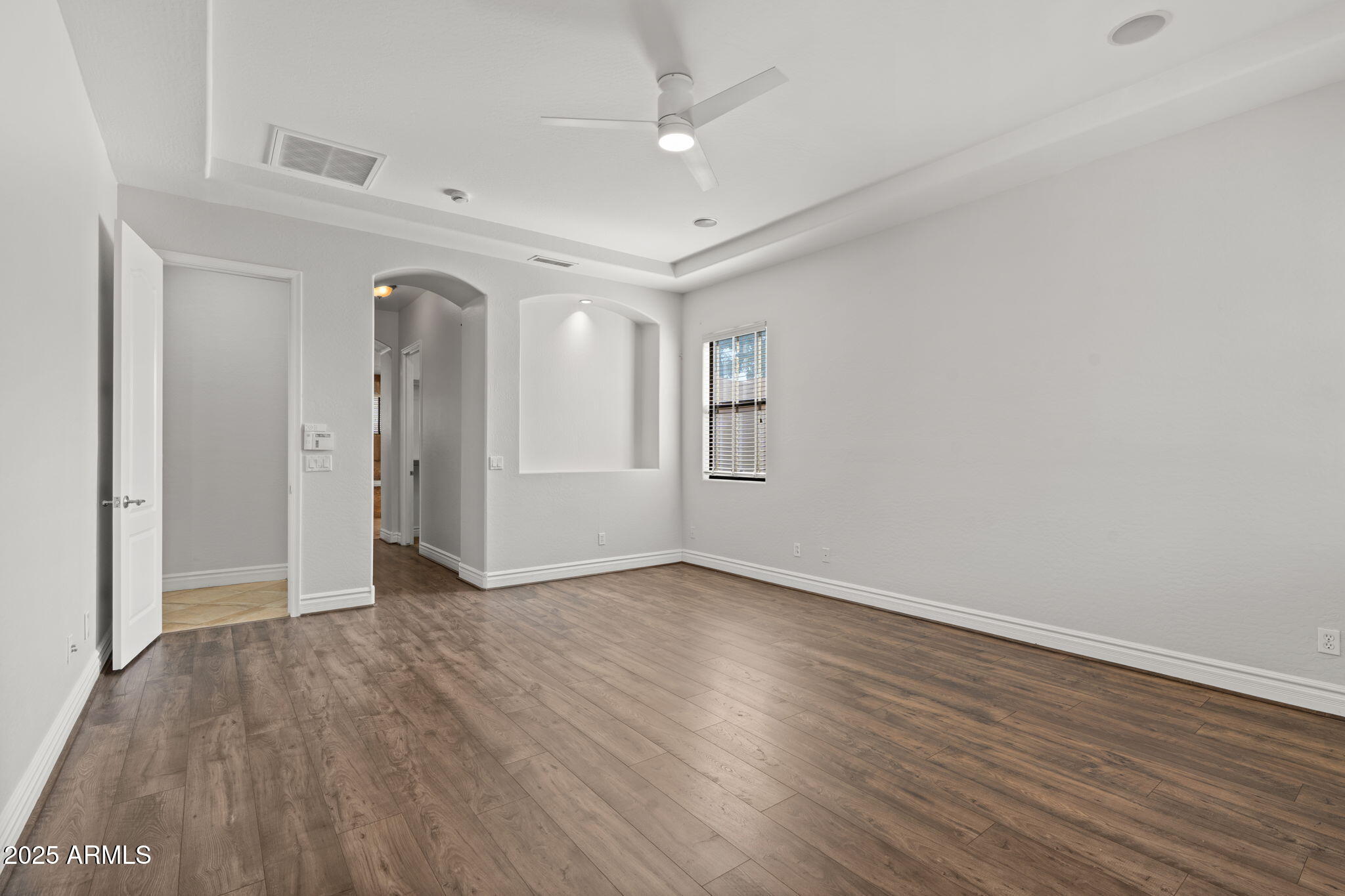 3215 E CONSTANCE Way