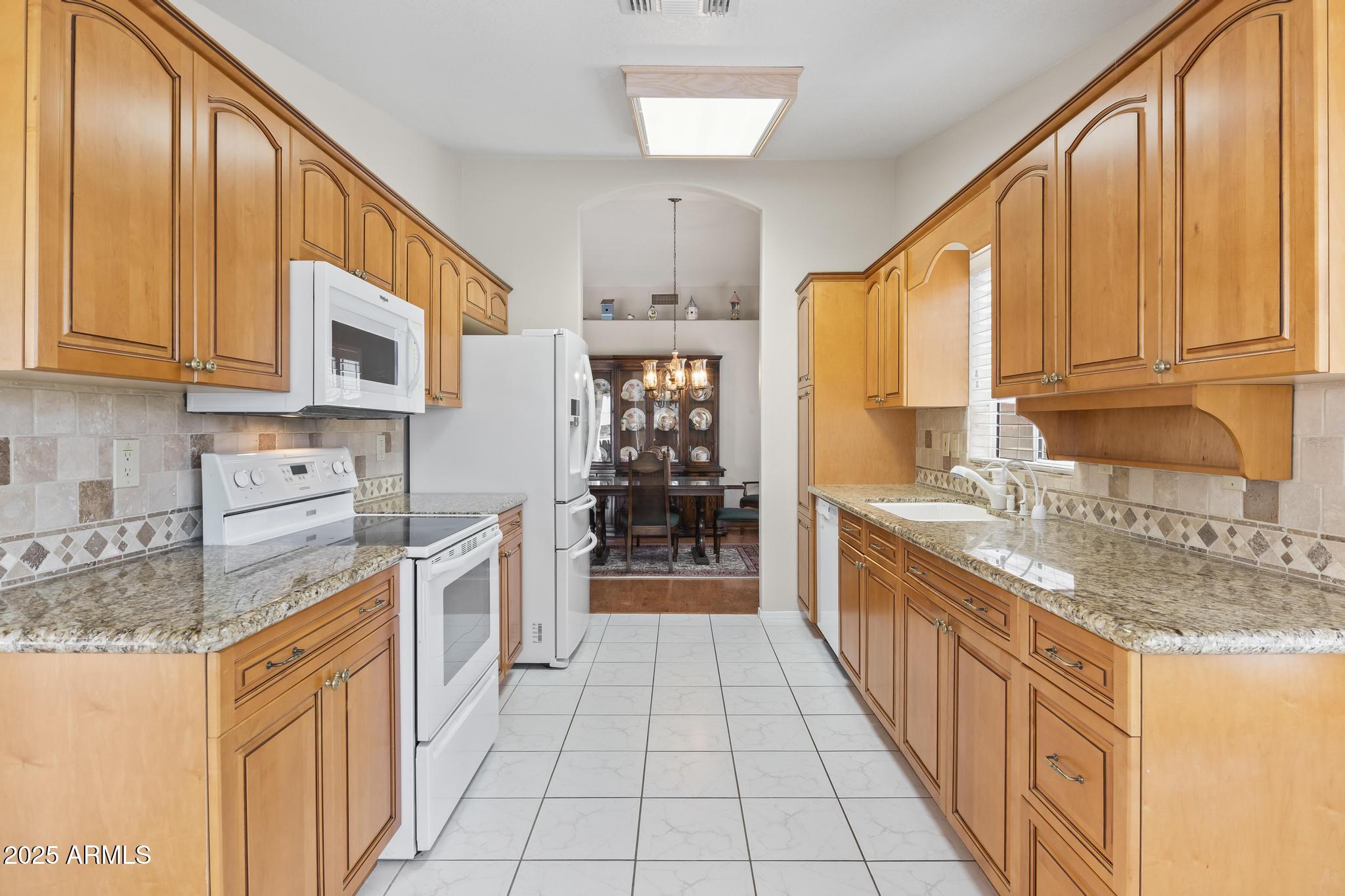 8431 W UTOPIA Road