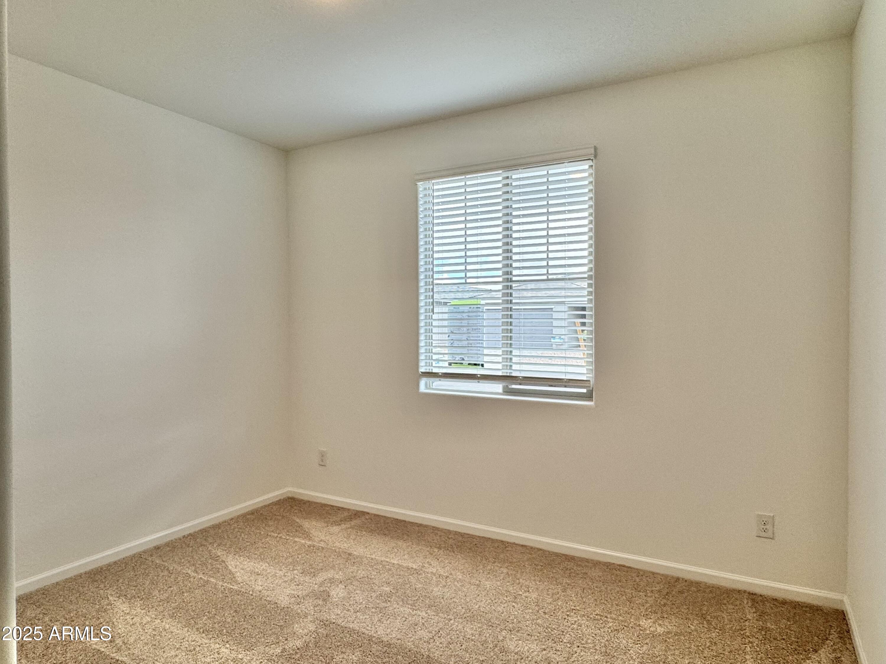 15743 W CAMDEN Avenue