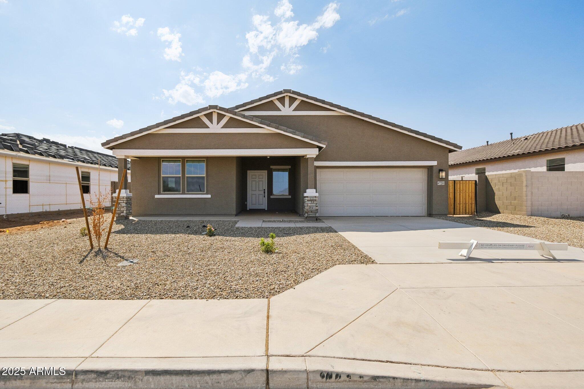 47201 W PECAN WOODS Walk