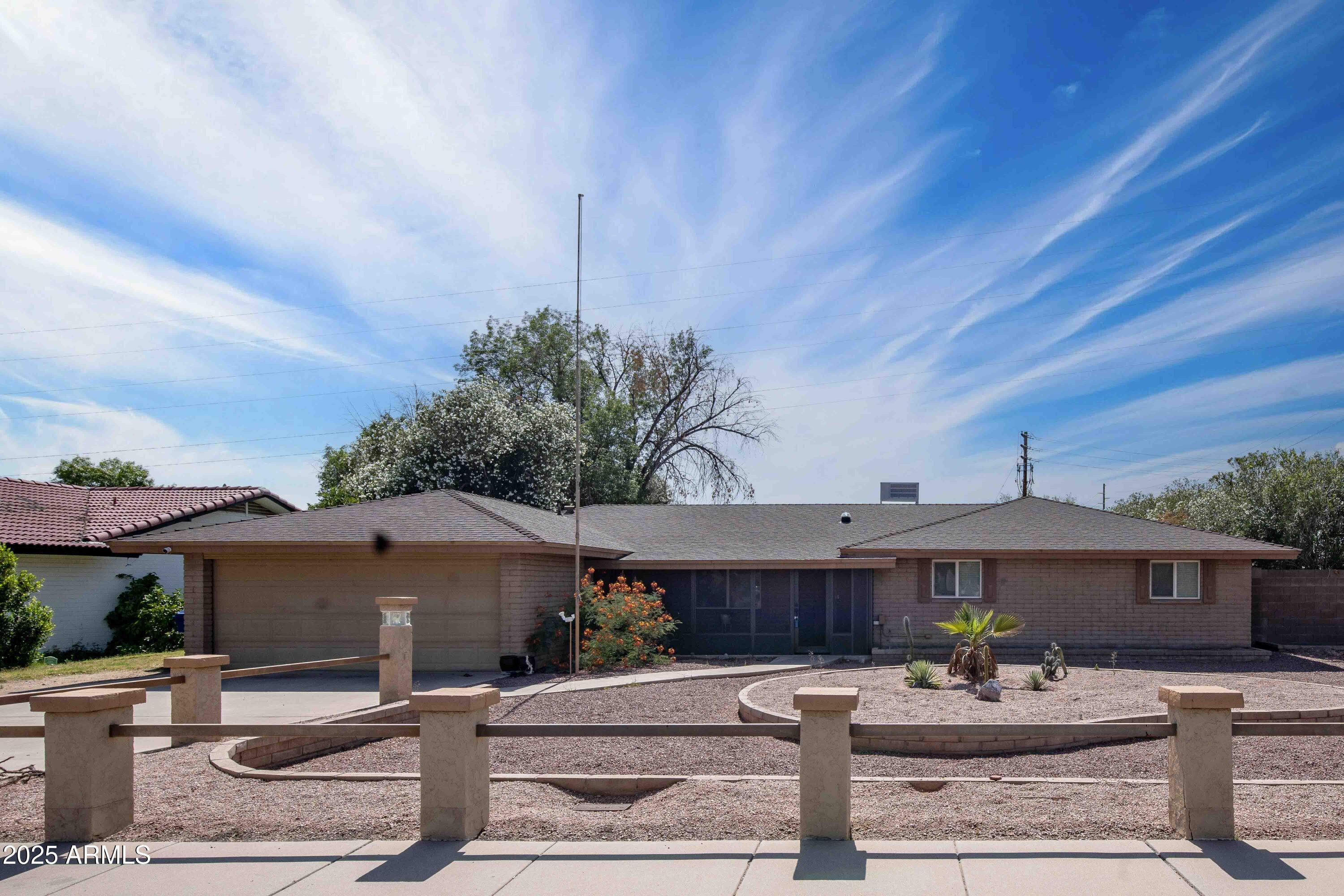 1158 N BARKLEY Street