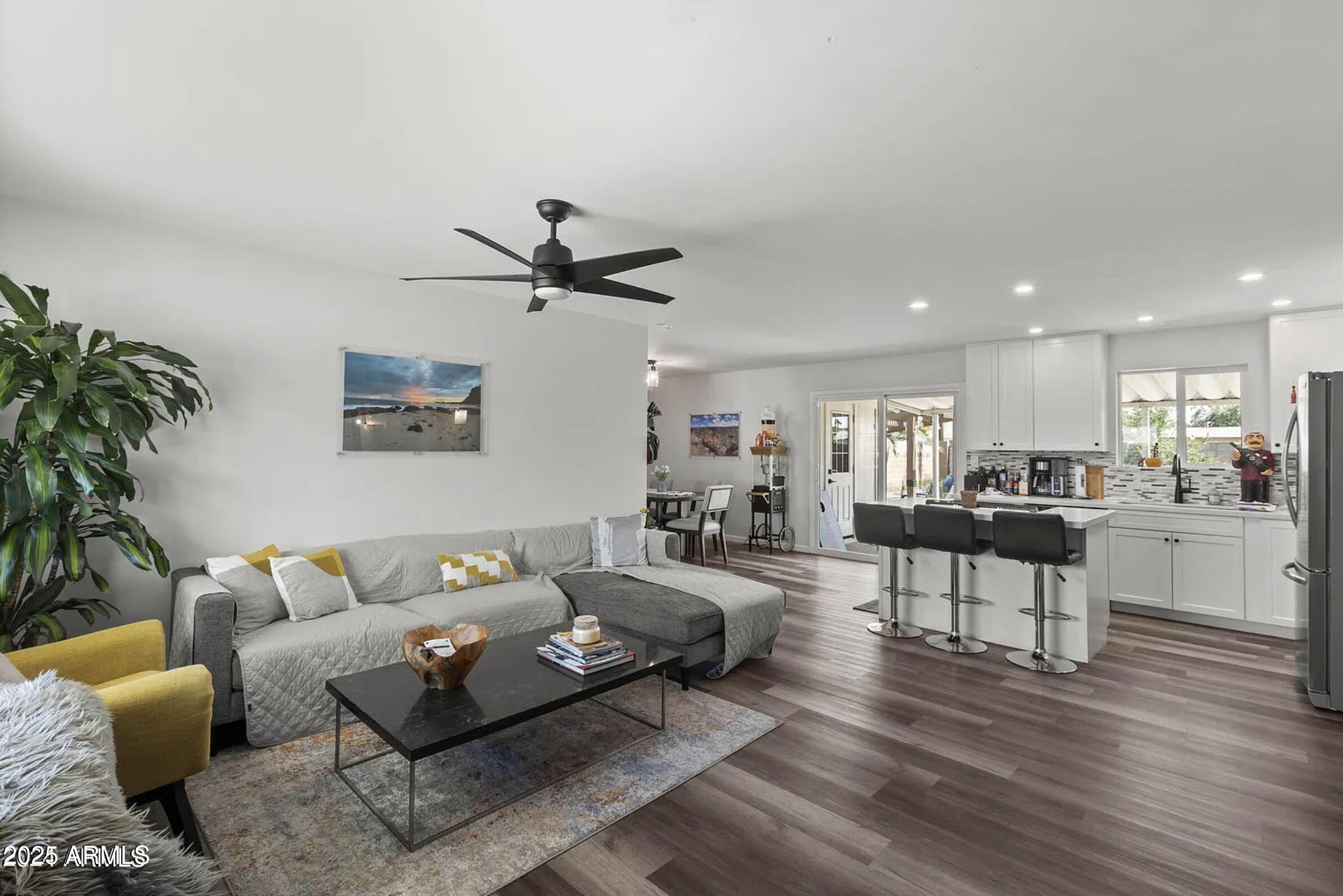 1321 W 14TH