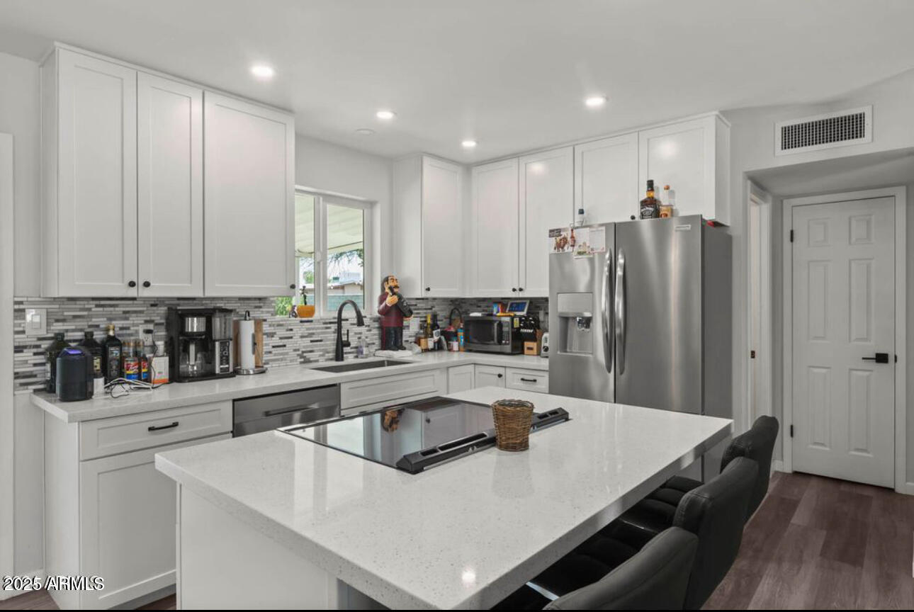 1321 W 14TH