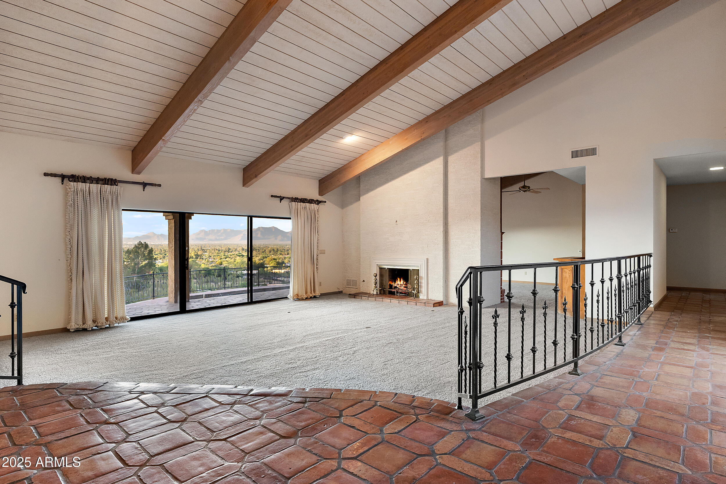 6349 E HUMMINGBIRD Lane