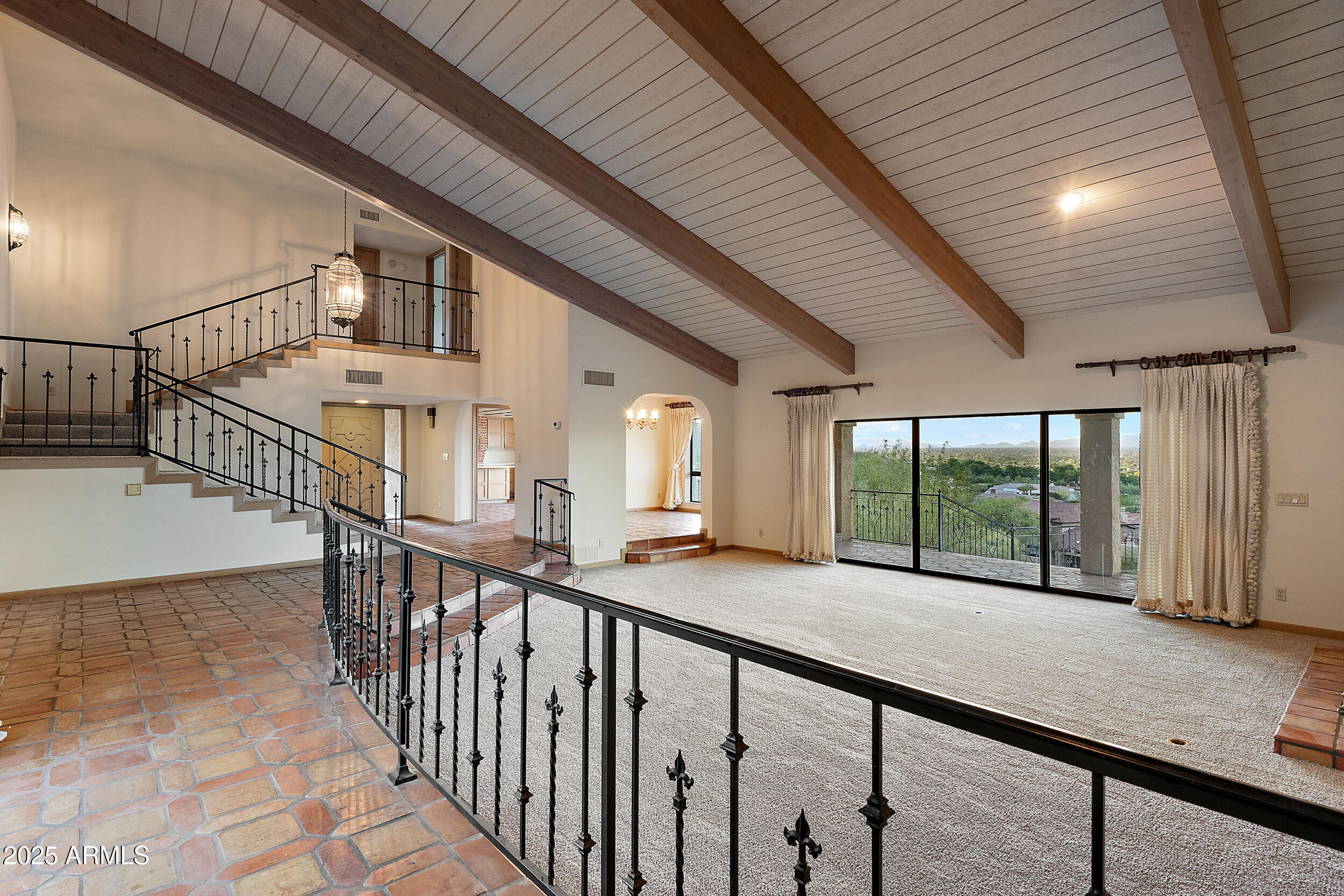 6349 E HUMMINGBIRD Lane