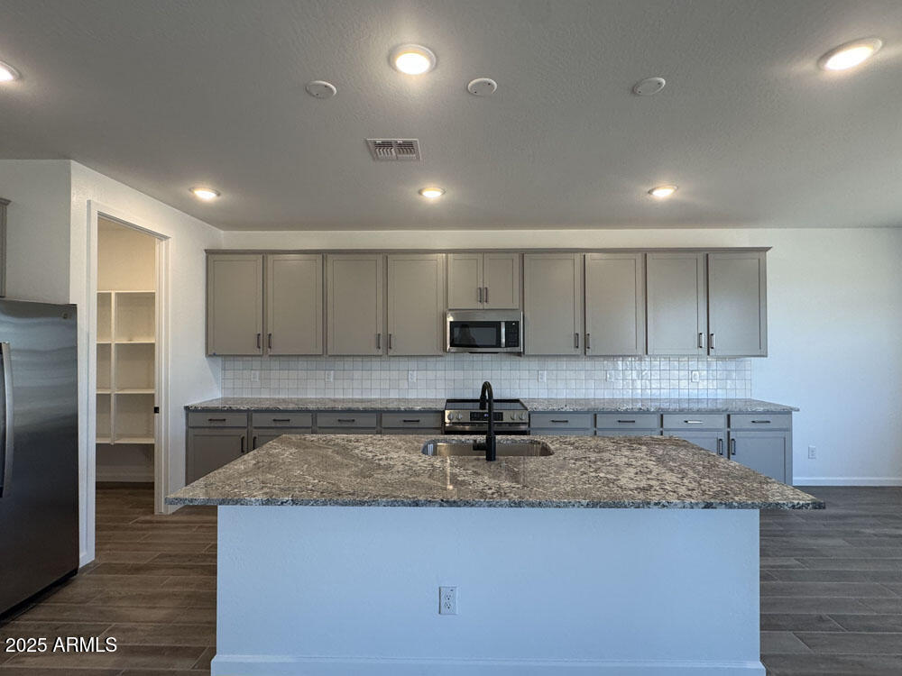 15794 W CHERYL Drive
