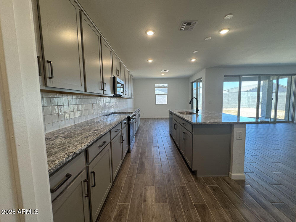 15794 W CHERYL Drive
