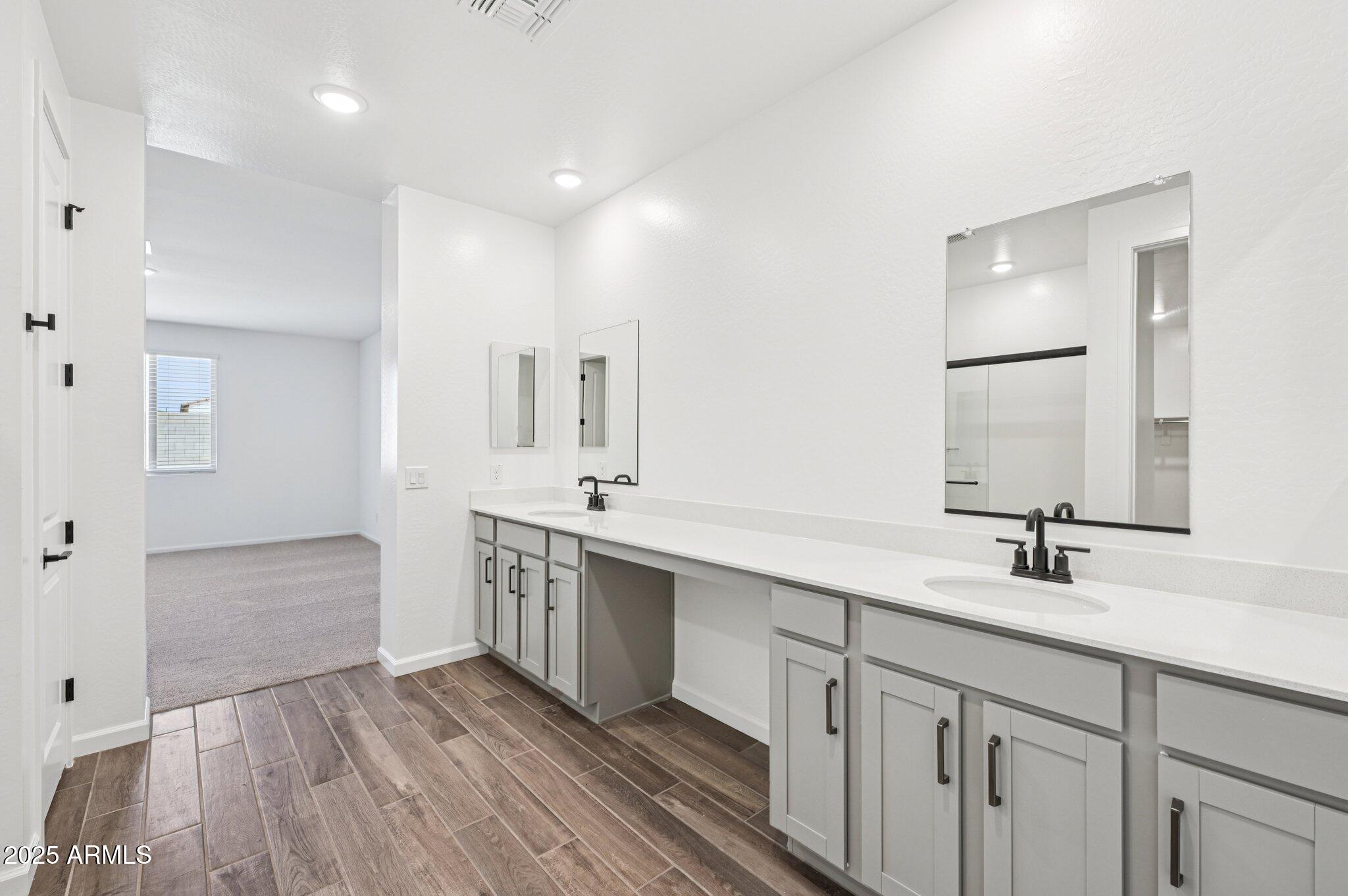 15794 W CHERYL Drive