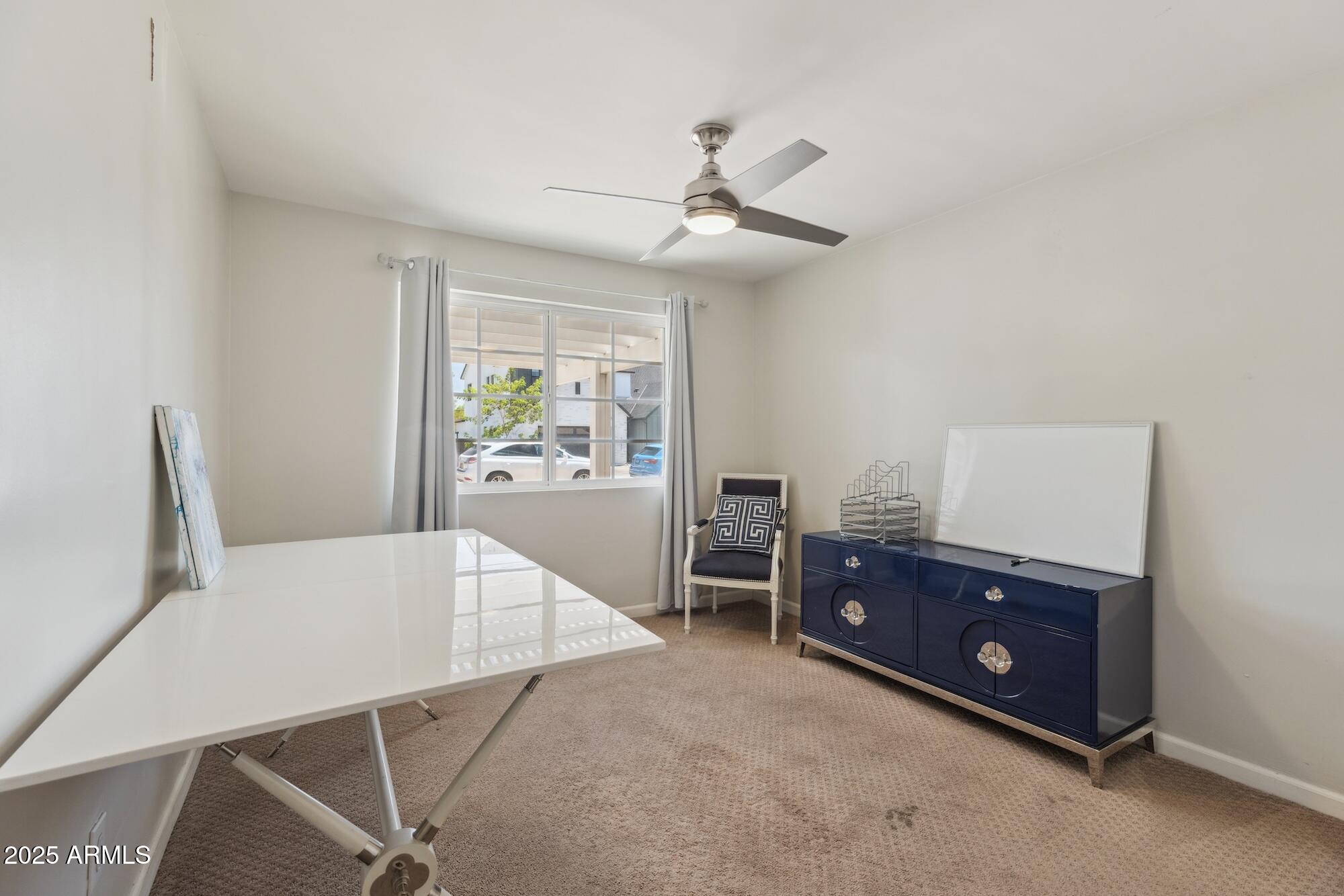 3744 E Amelia Avenue