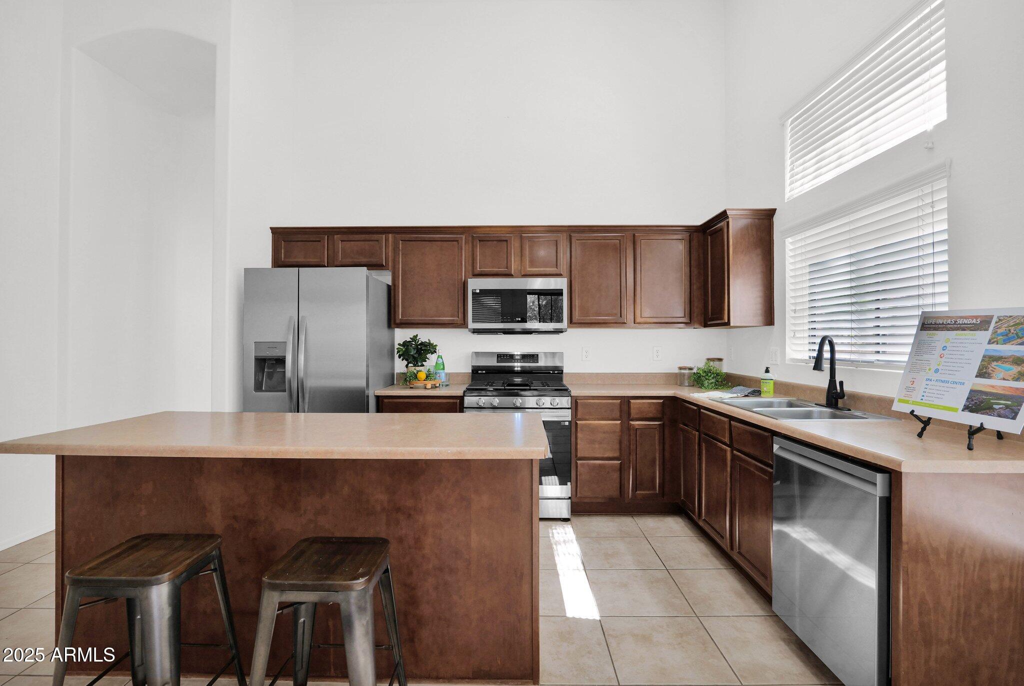 7261 E NORLAND Street